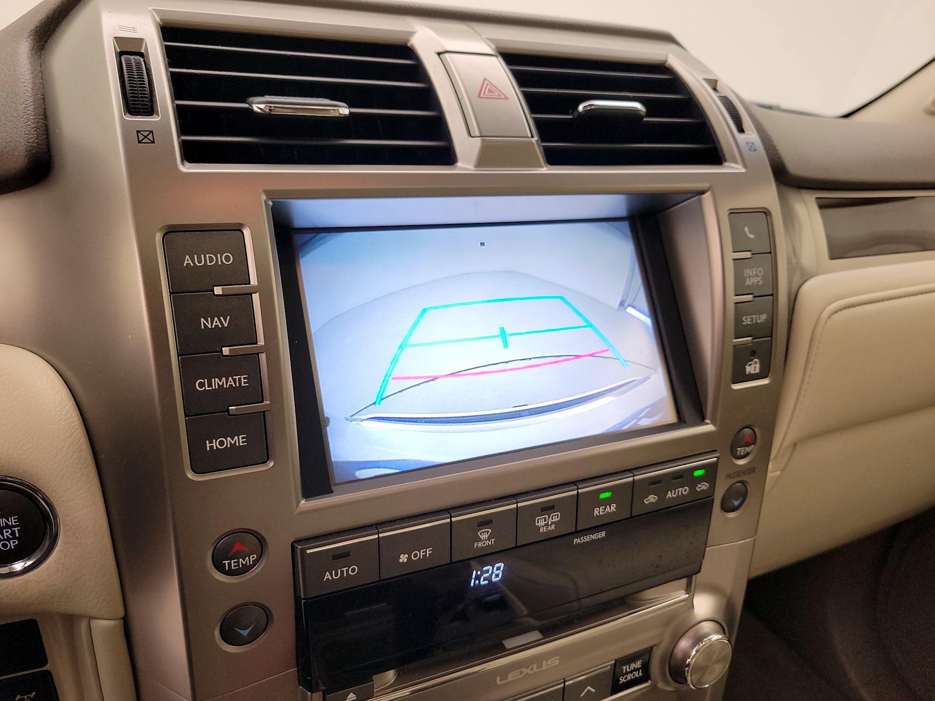 Thumbnail: 2018 Lexus GX - 15