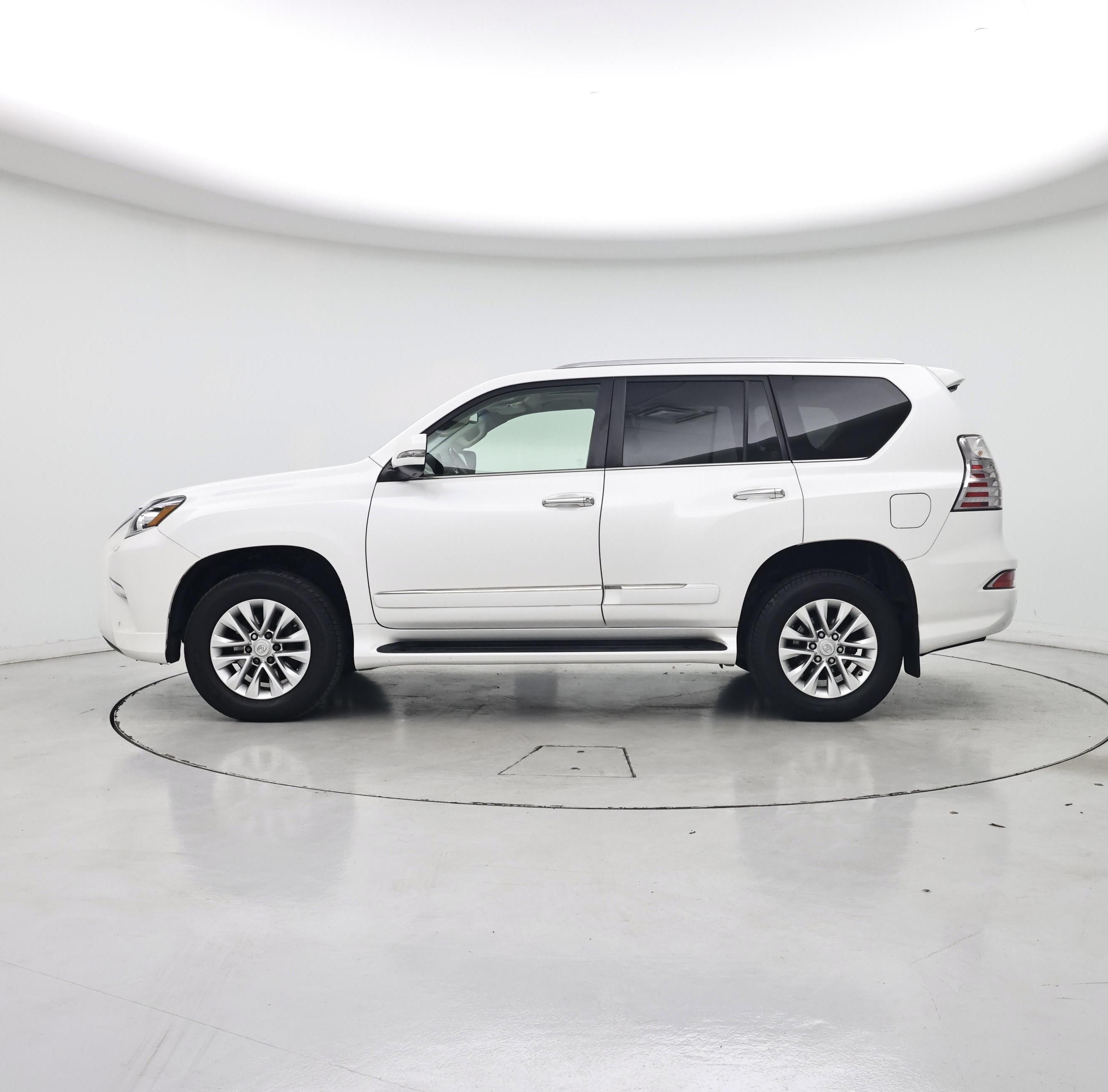 Thumbnail: 2018 Lexus GX - 3