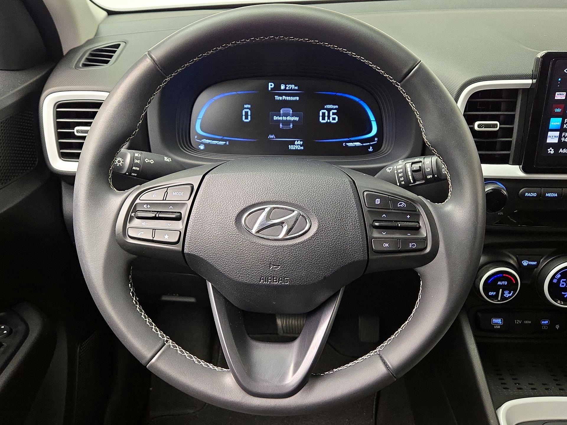 Thumbnail: 2025 Hyundai Venue - 10