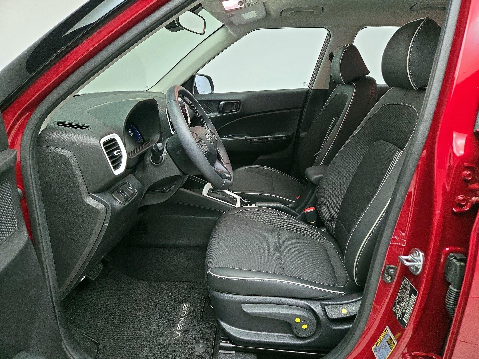 Thumbnail: 2025 Hyundai Venue - 11