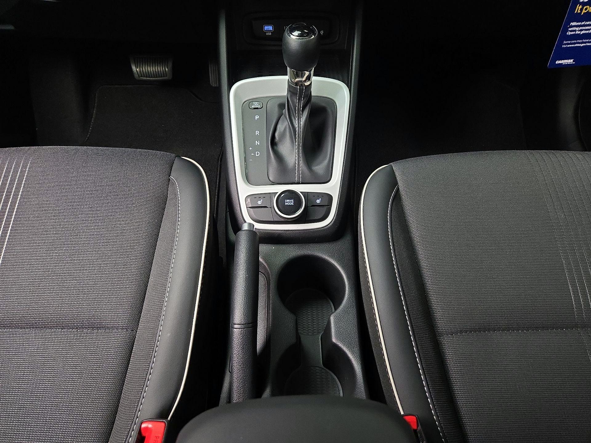 Thumbnail: 2025 Hyundai Venue - 18