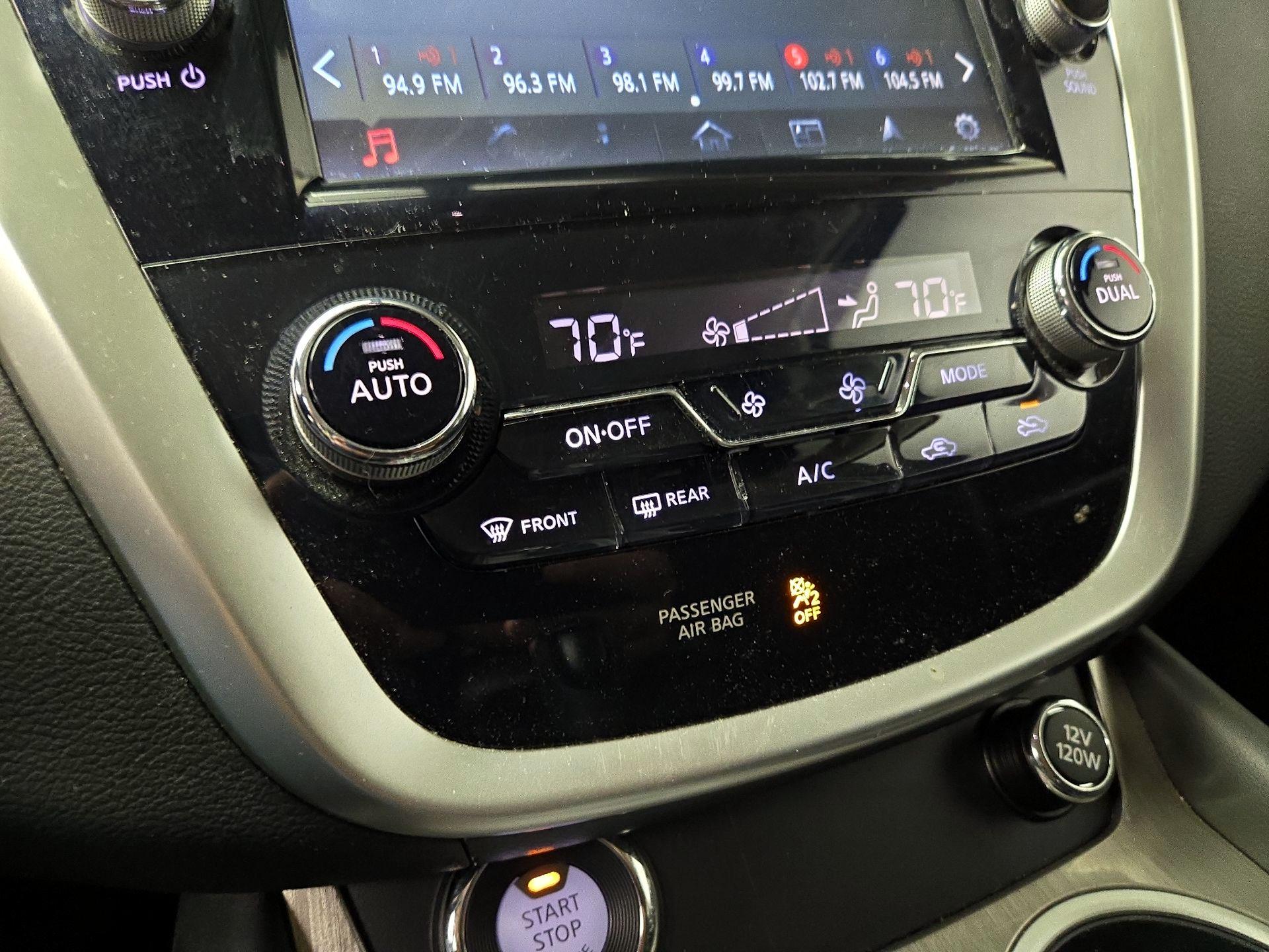 Thumbnail: 2017 Nissan Murano - 17