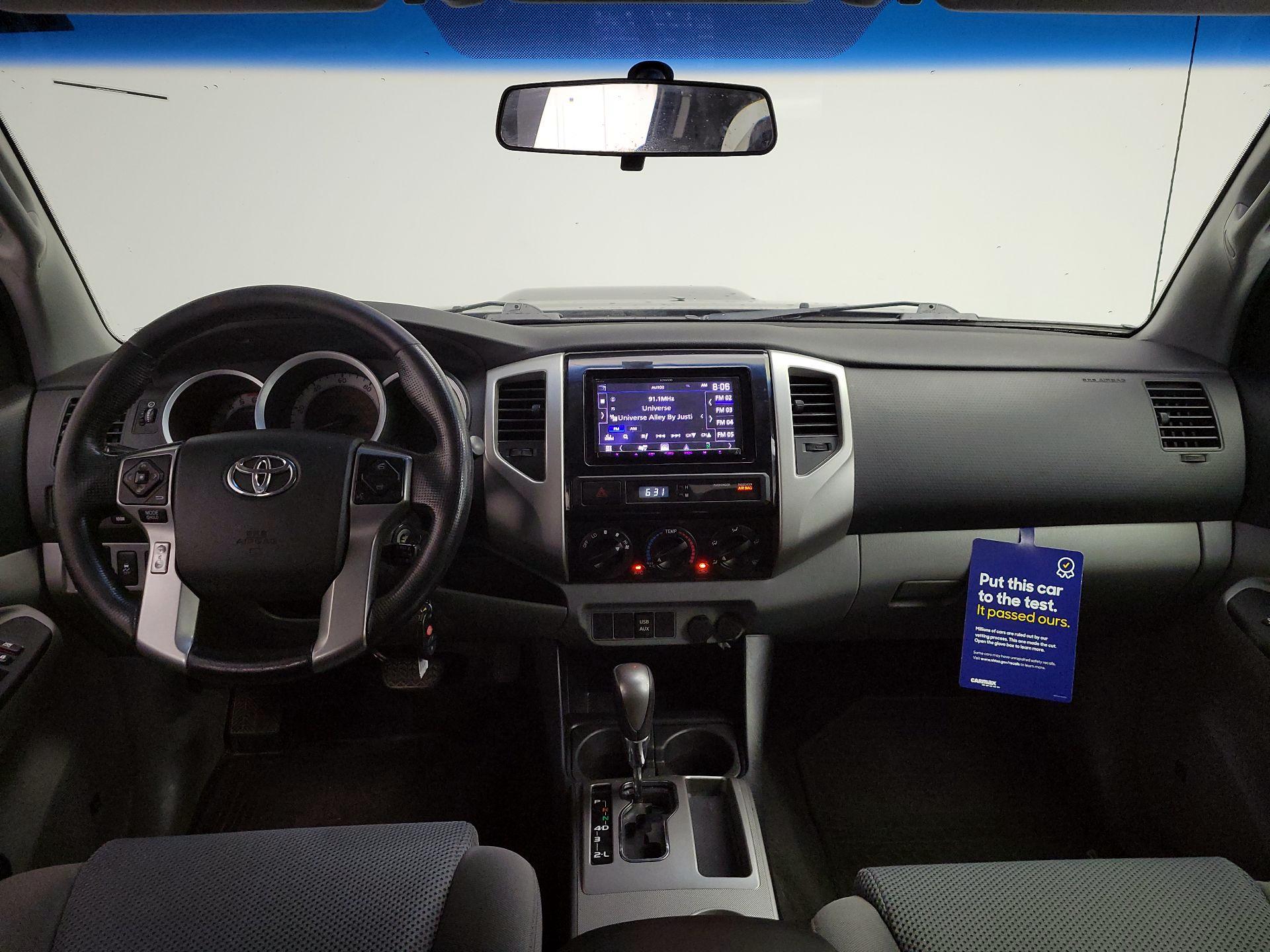 Thumbnail: 2014 Toyota Tacoma - 9