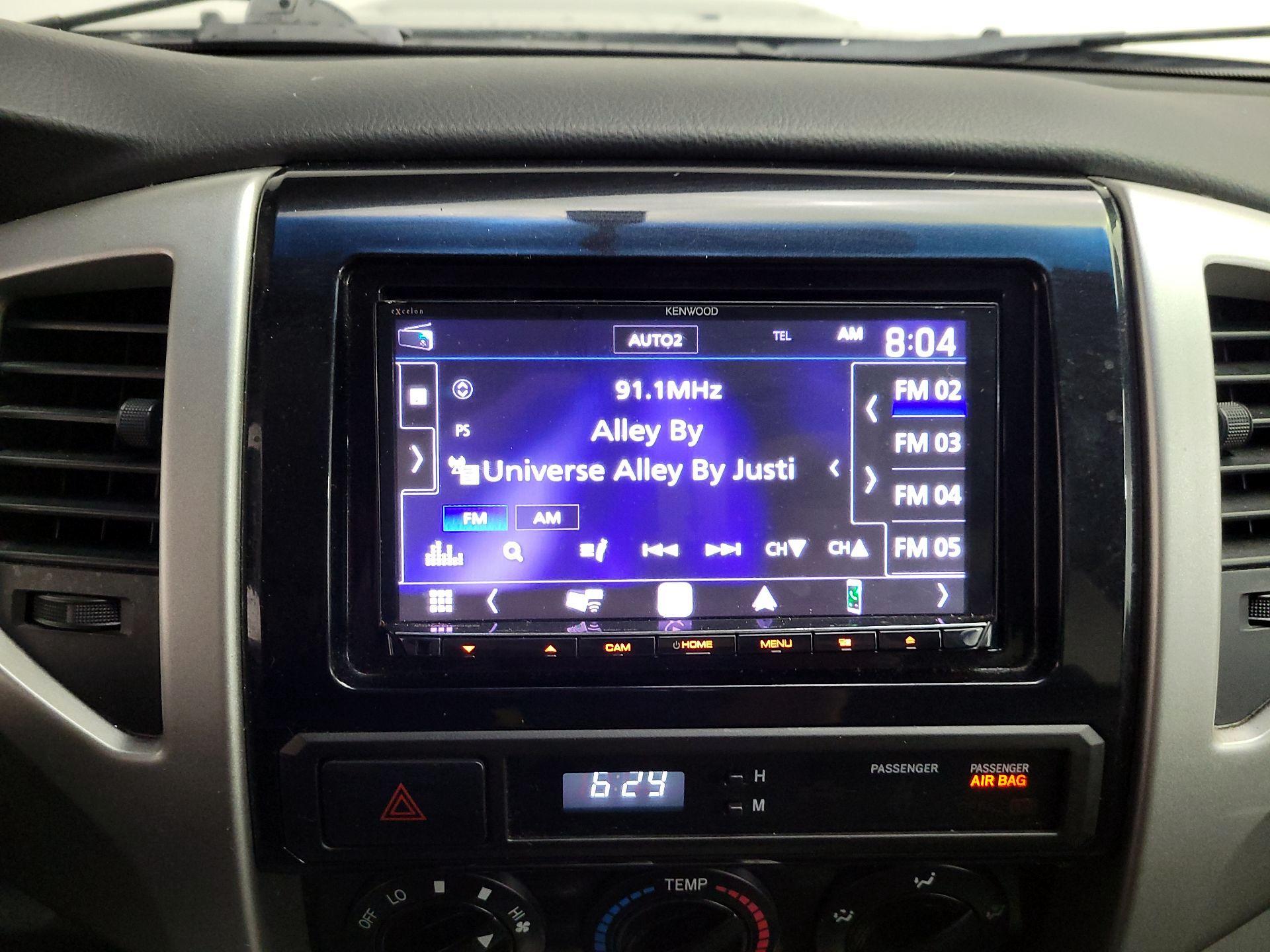 Thumbnail: 2014 Toyota Tacoma - 15