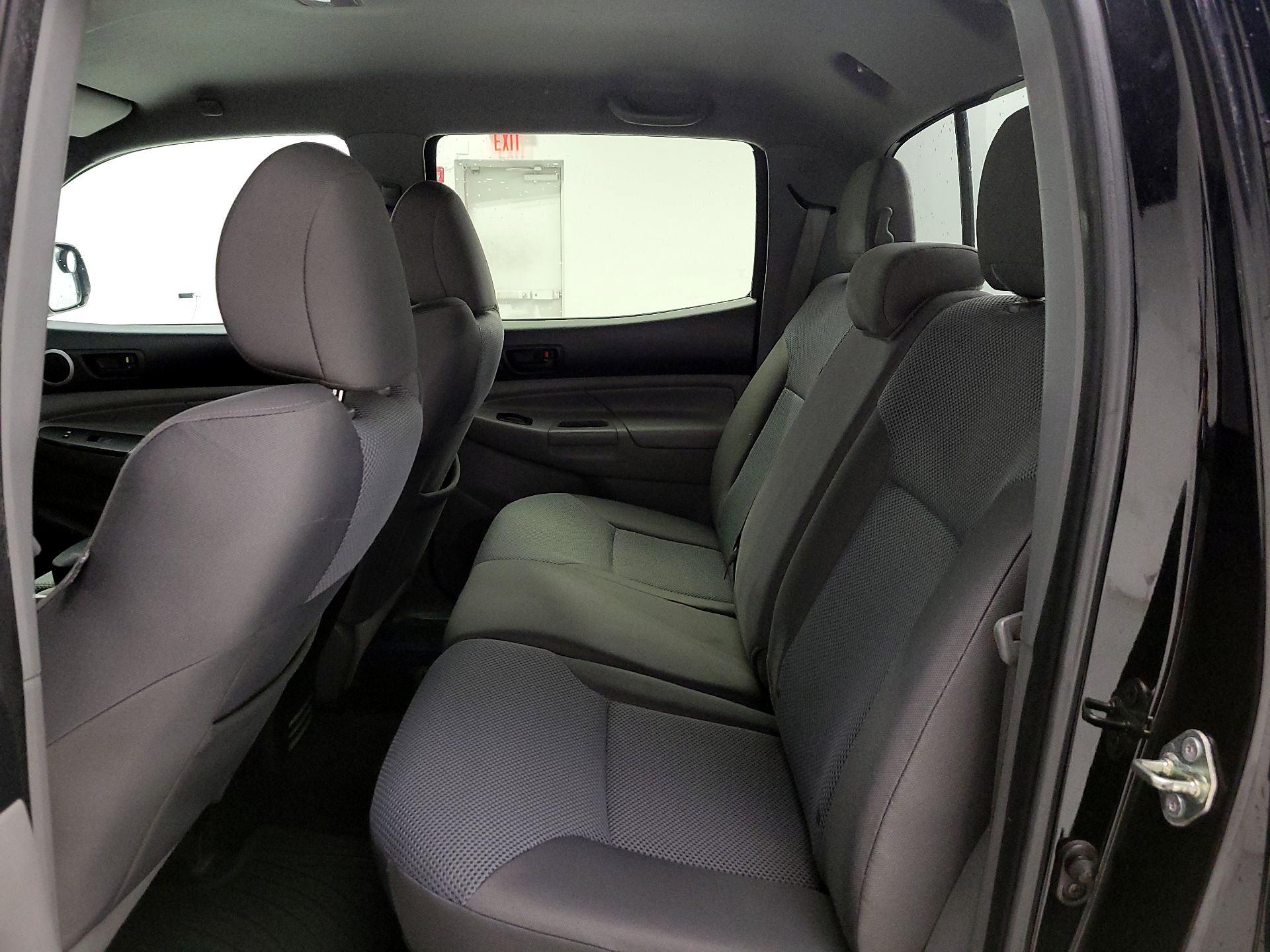 Thumbnail: 2014 Toyota Tacoma - 19