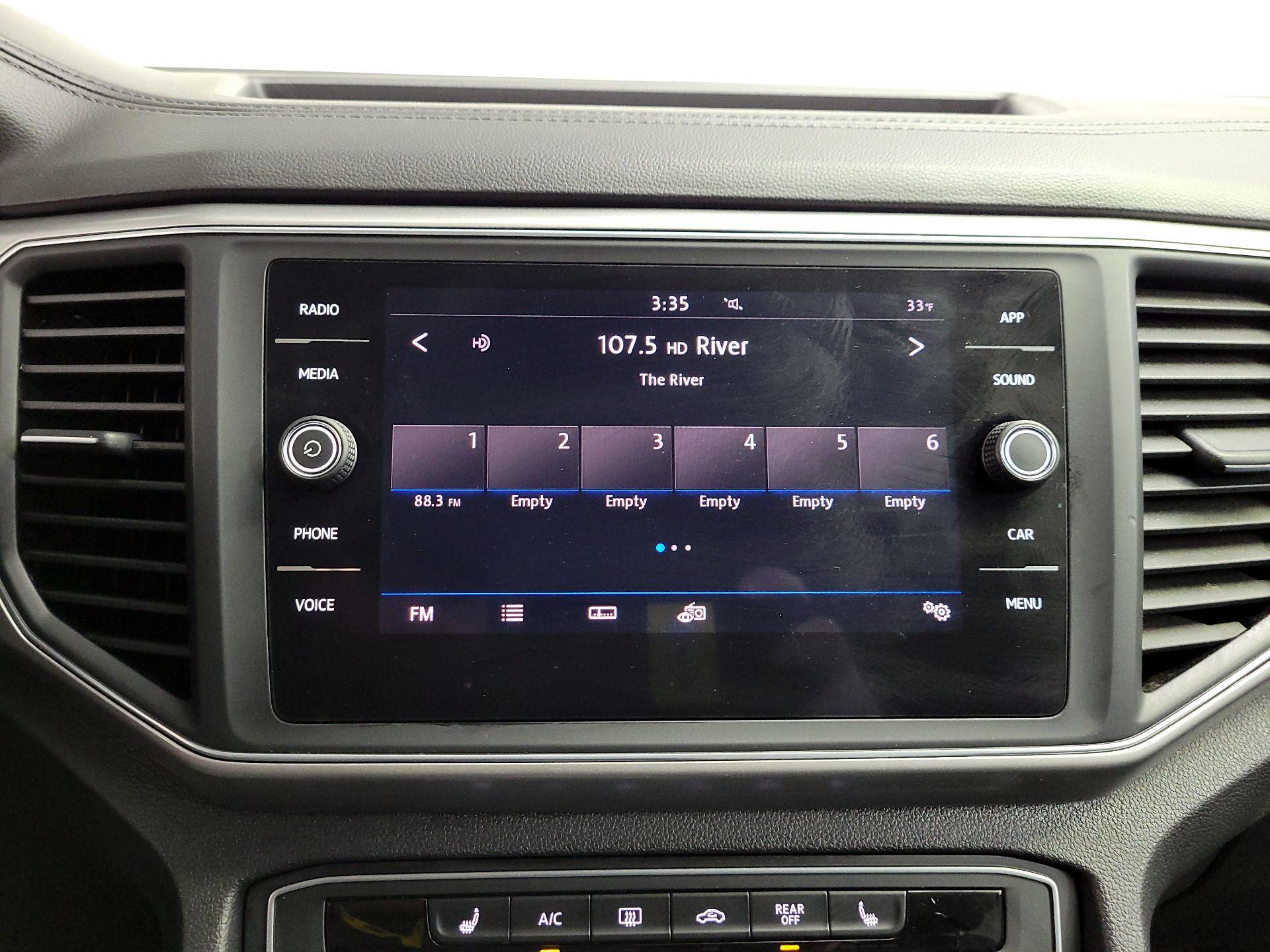 Thumbnail: 2018 Volkswagen Atlas - 15