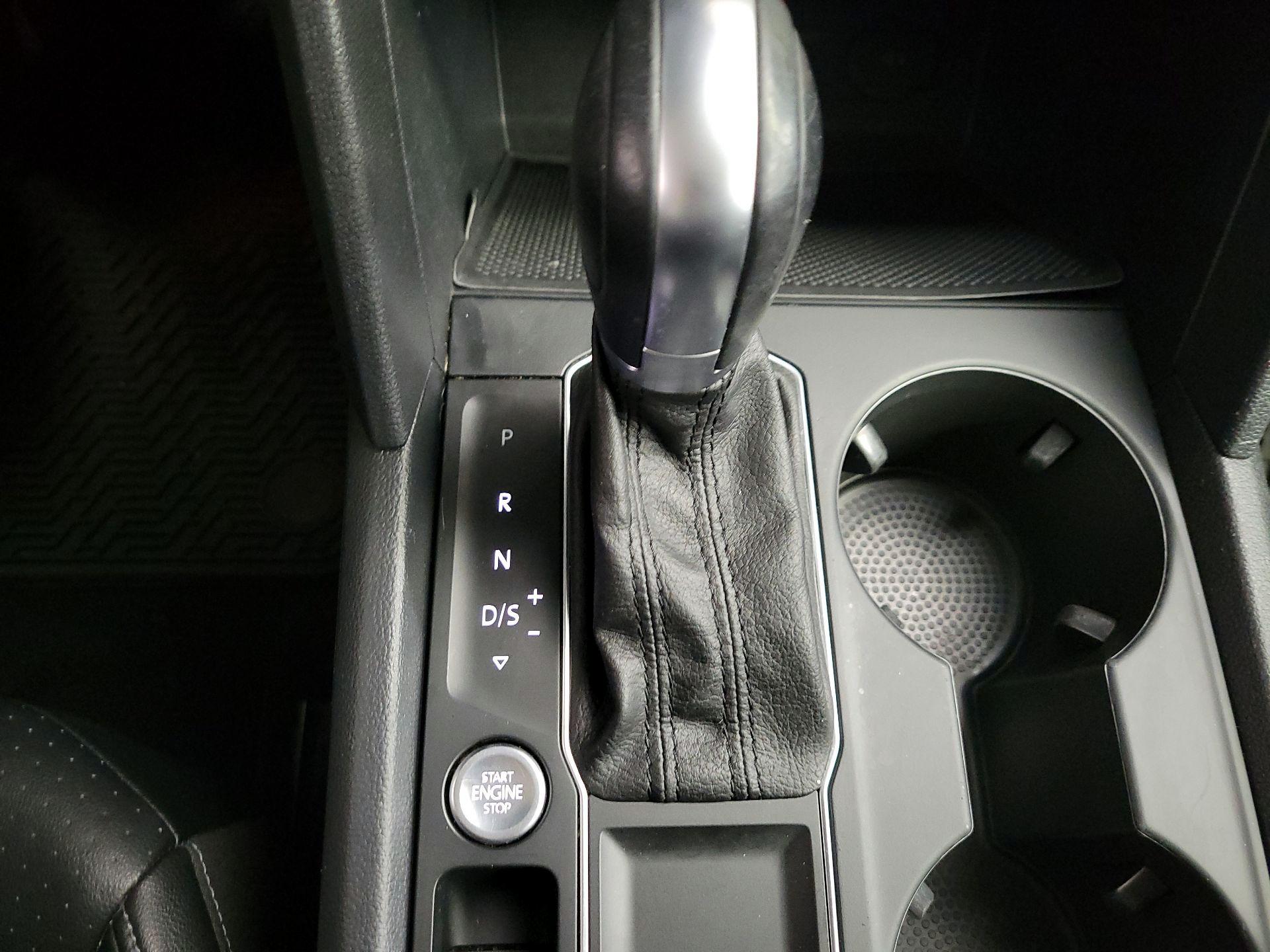 Thumbnail: 2018 Volkswagen Atlas - 17