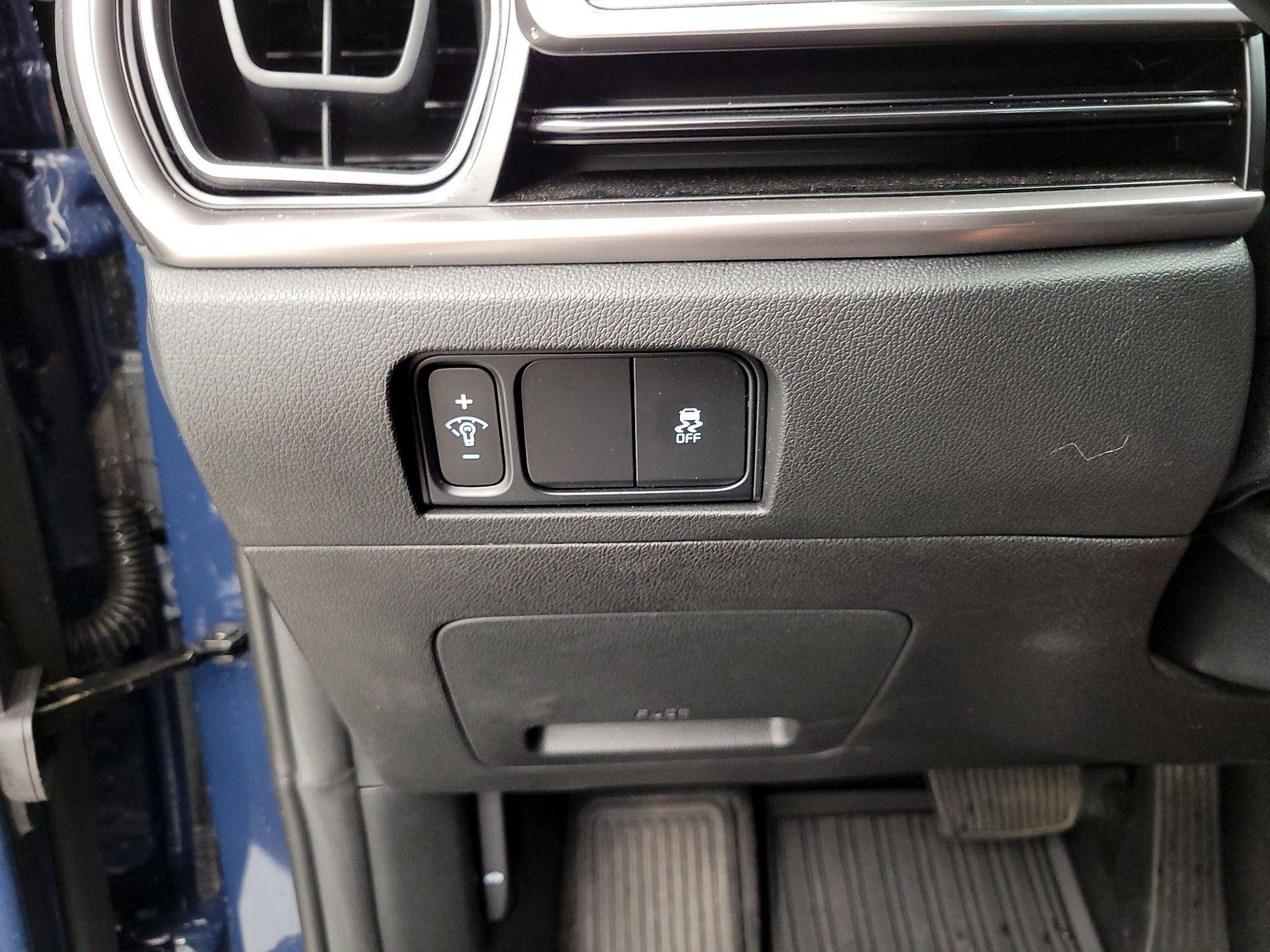 Thumbnail: 2024 Kia Sorento - 13