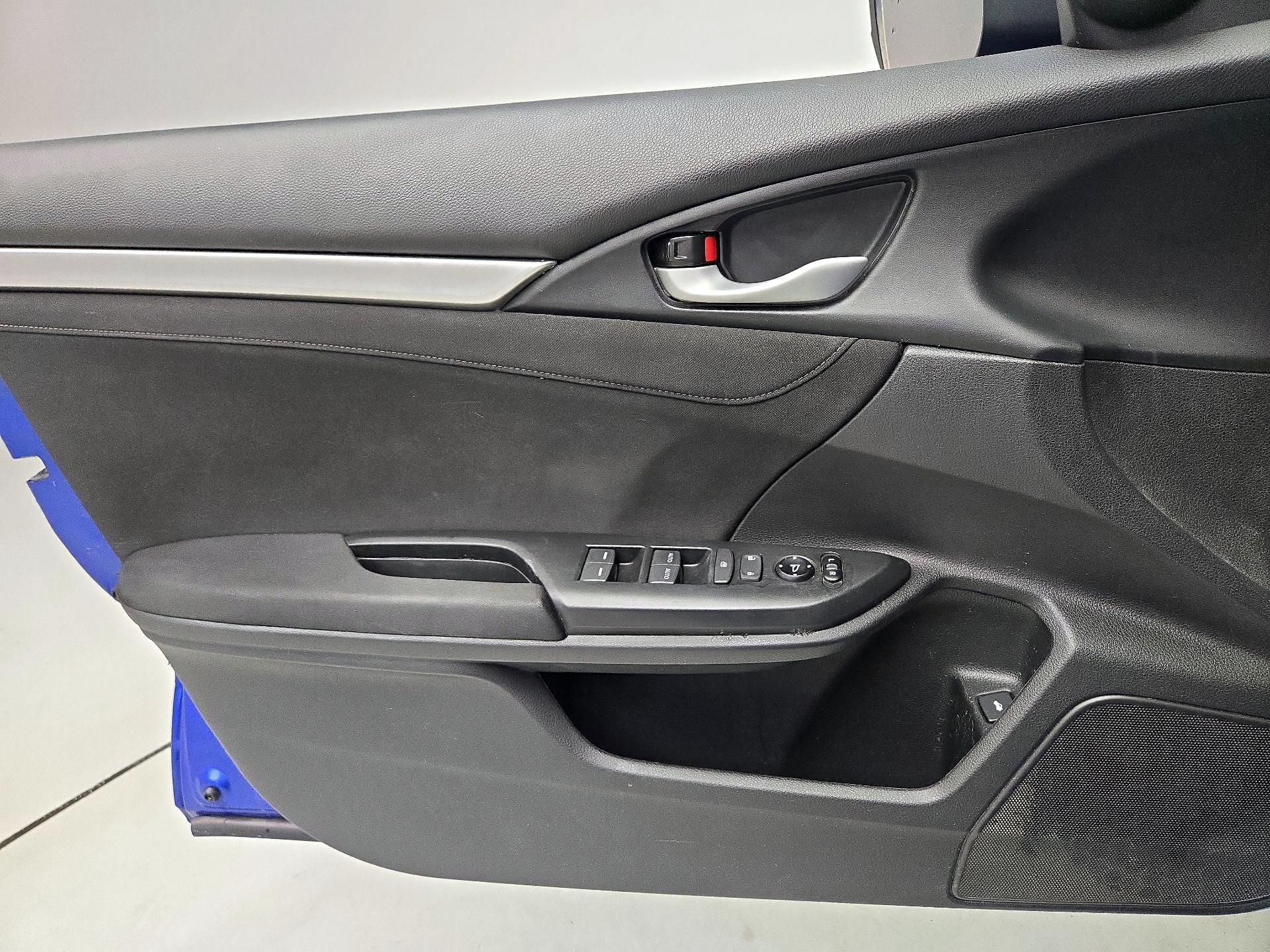 Thumbnail: 2018 Honda Civic - 12