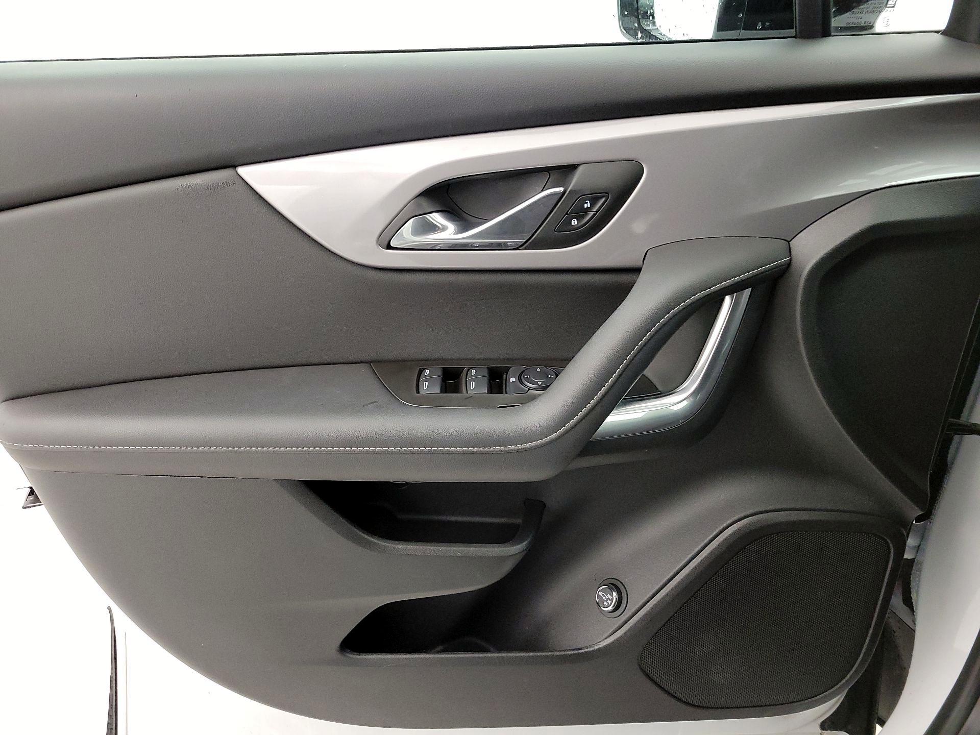 Thumbnail: 2025 Chevrolet Blazer - 12