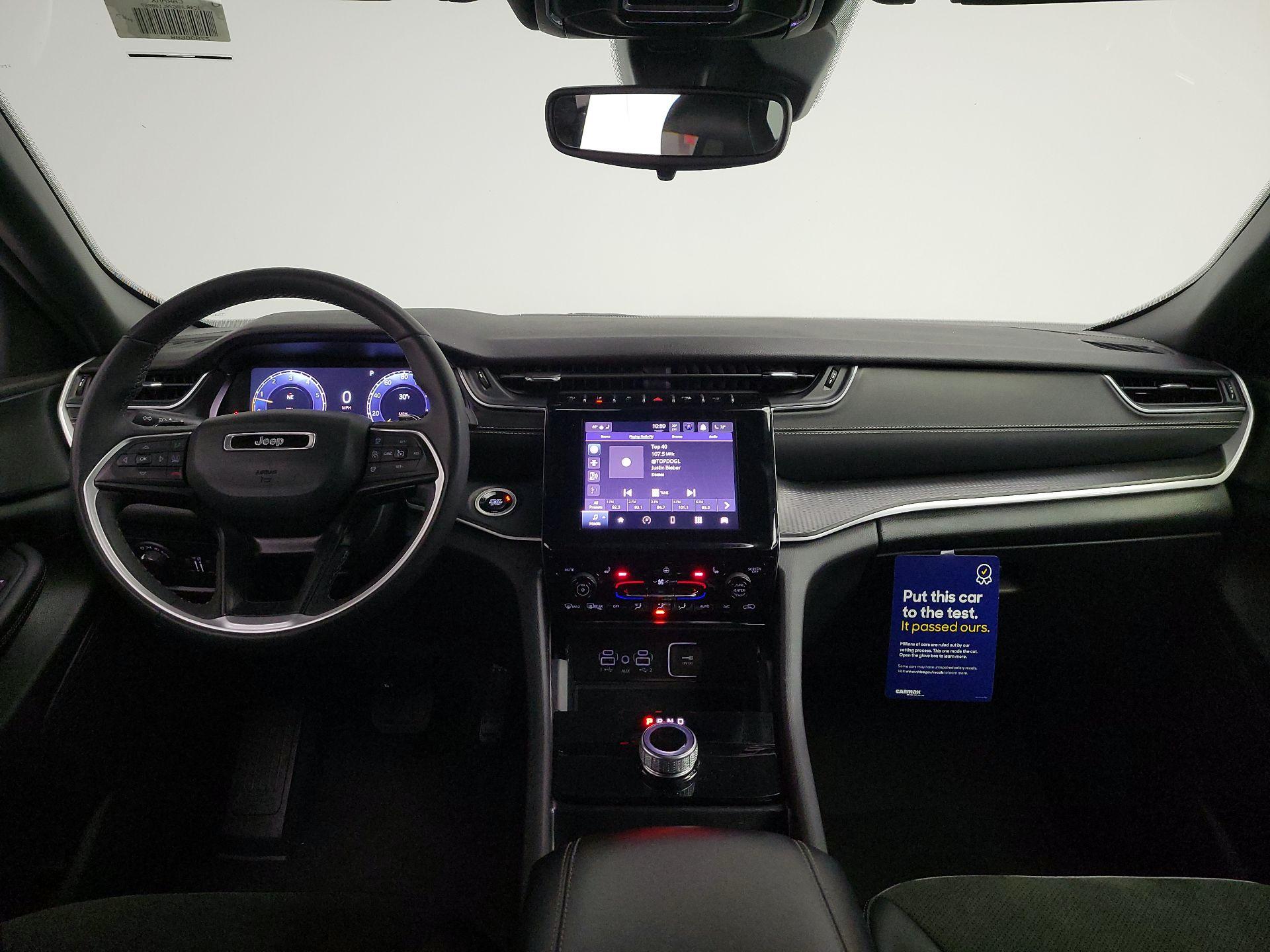 Thumbnail: 2024 Jeep Grand Cherokee - 9