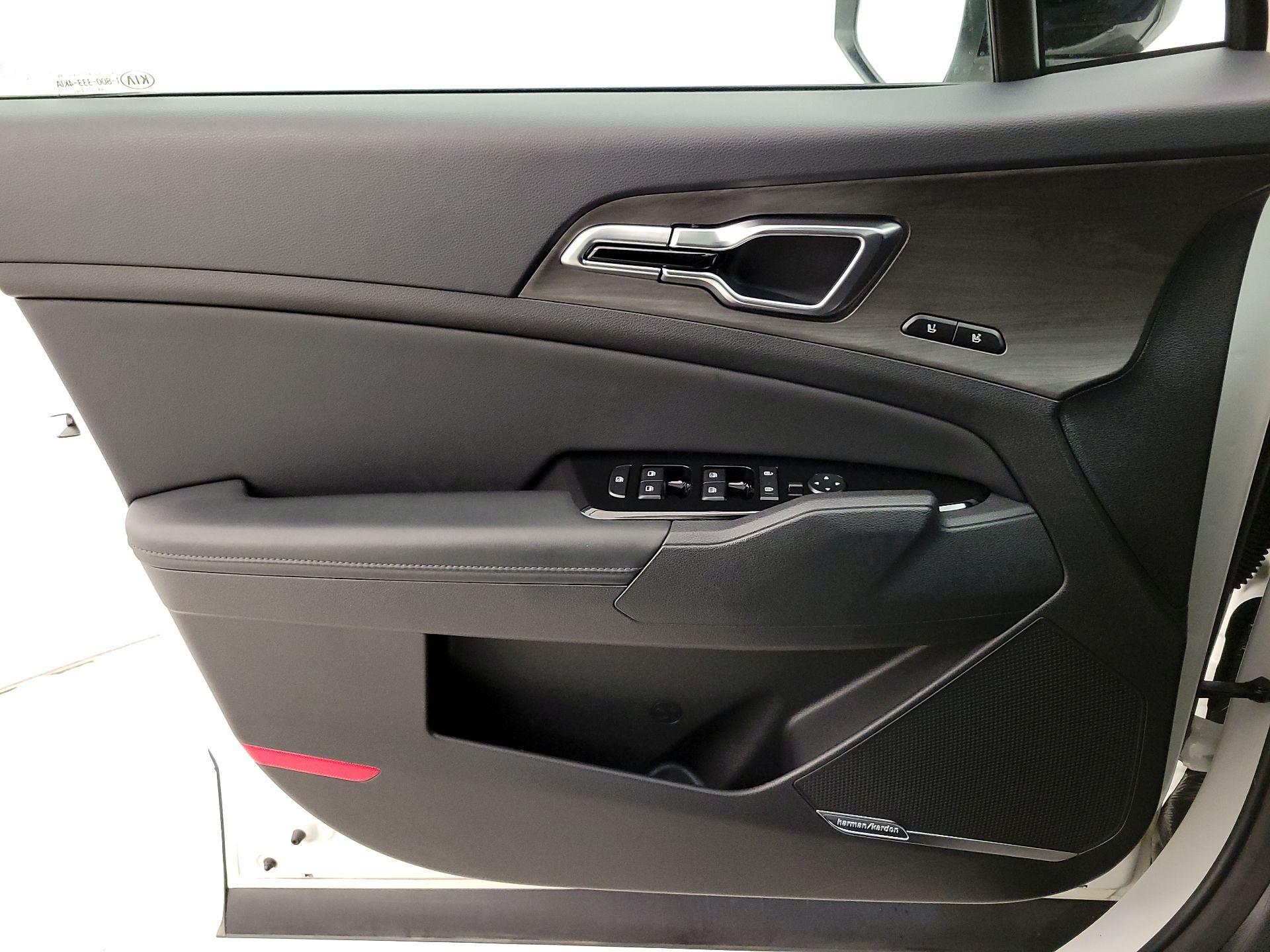 Thumbnail: 2024 Kia Sportage - 12