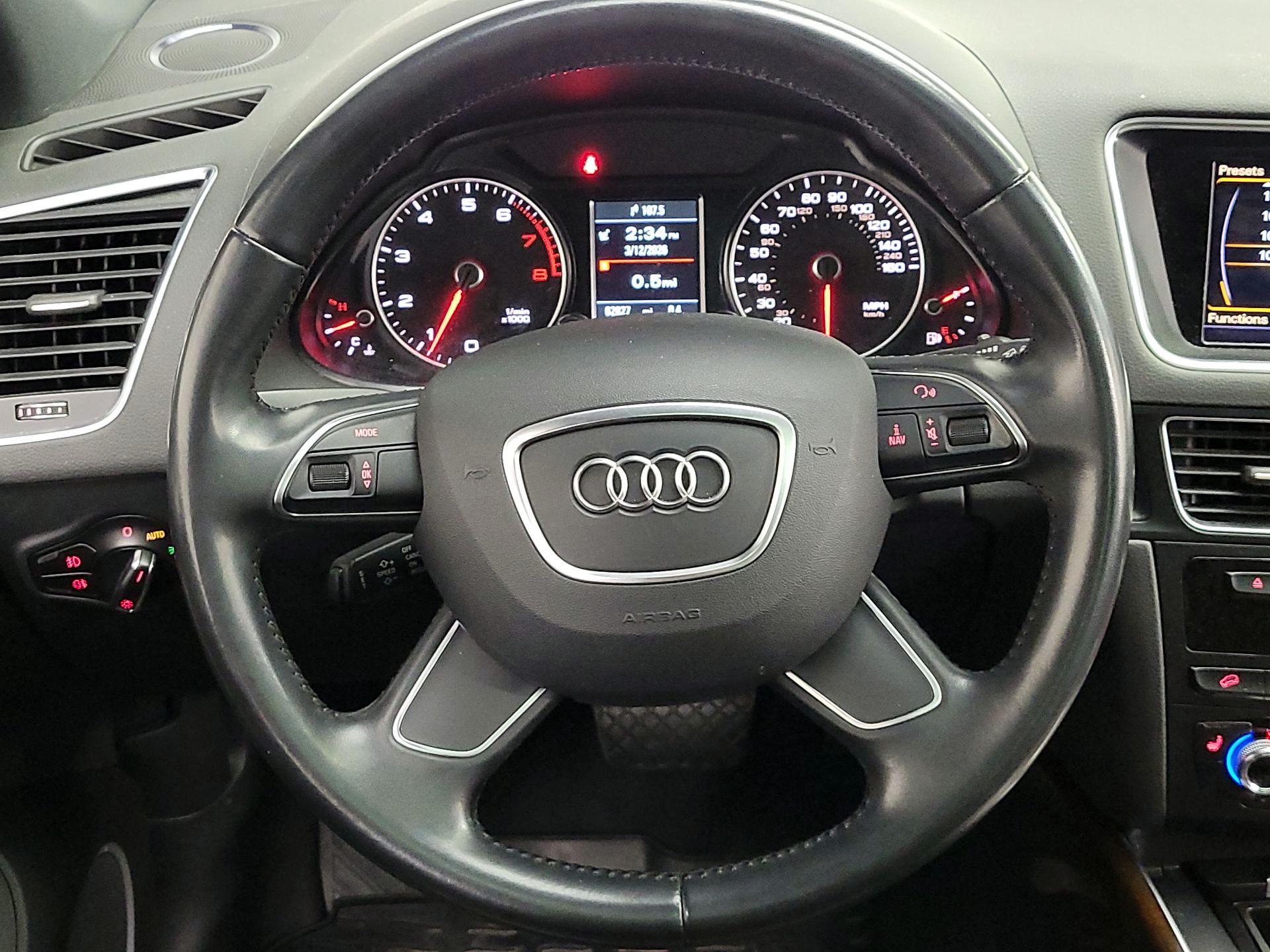 Thumbnail: 2015 Audi Q5 - 10