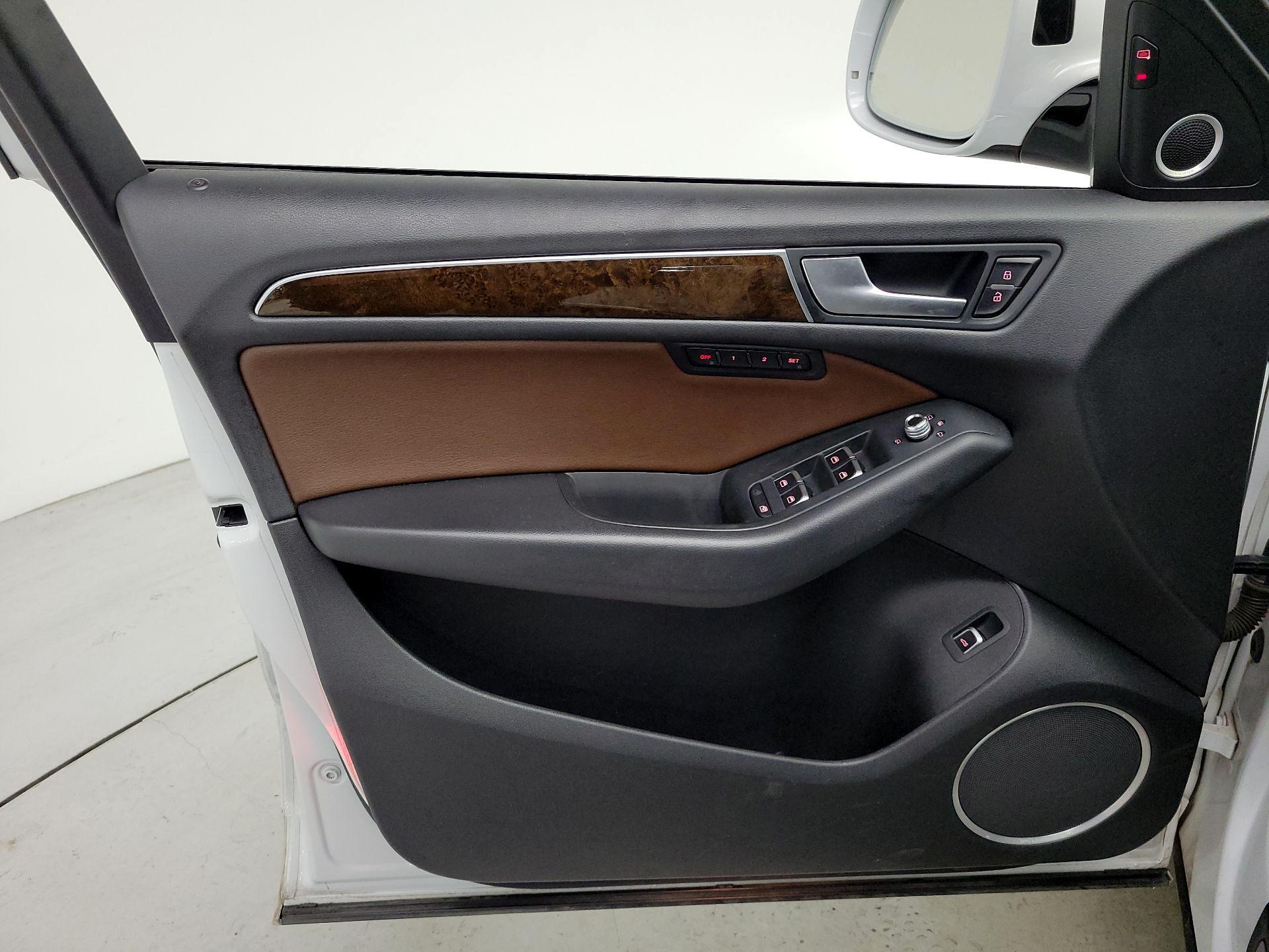 Thumbnail: 2015 Audi Q5 - 12