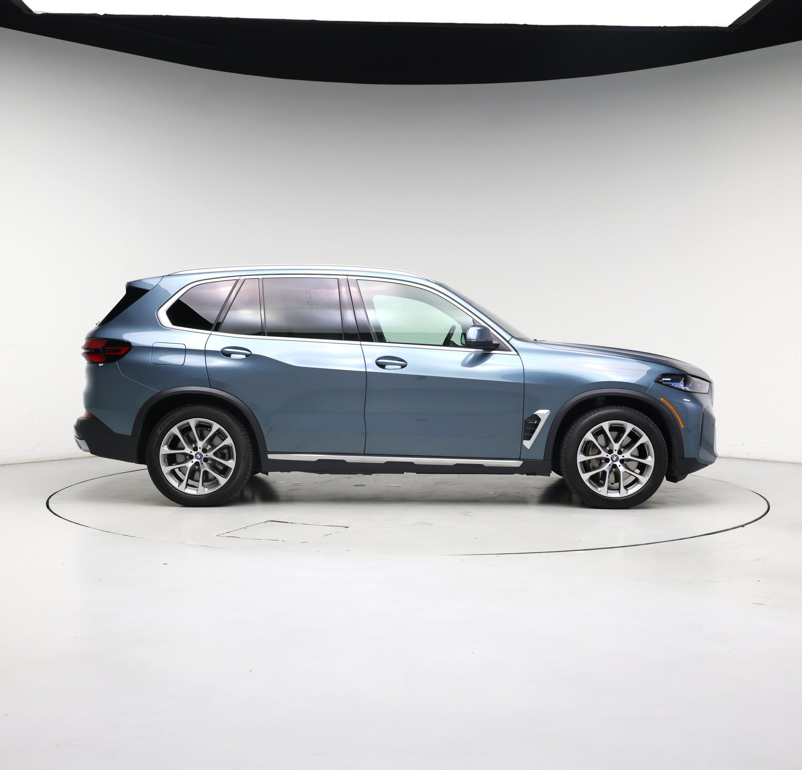 Thumbnail: 2024 BMW X5 - 7