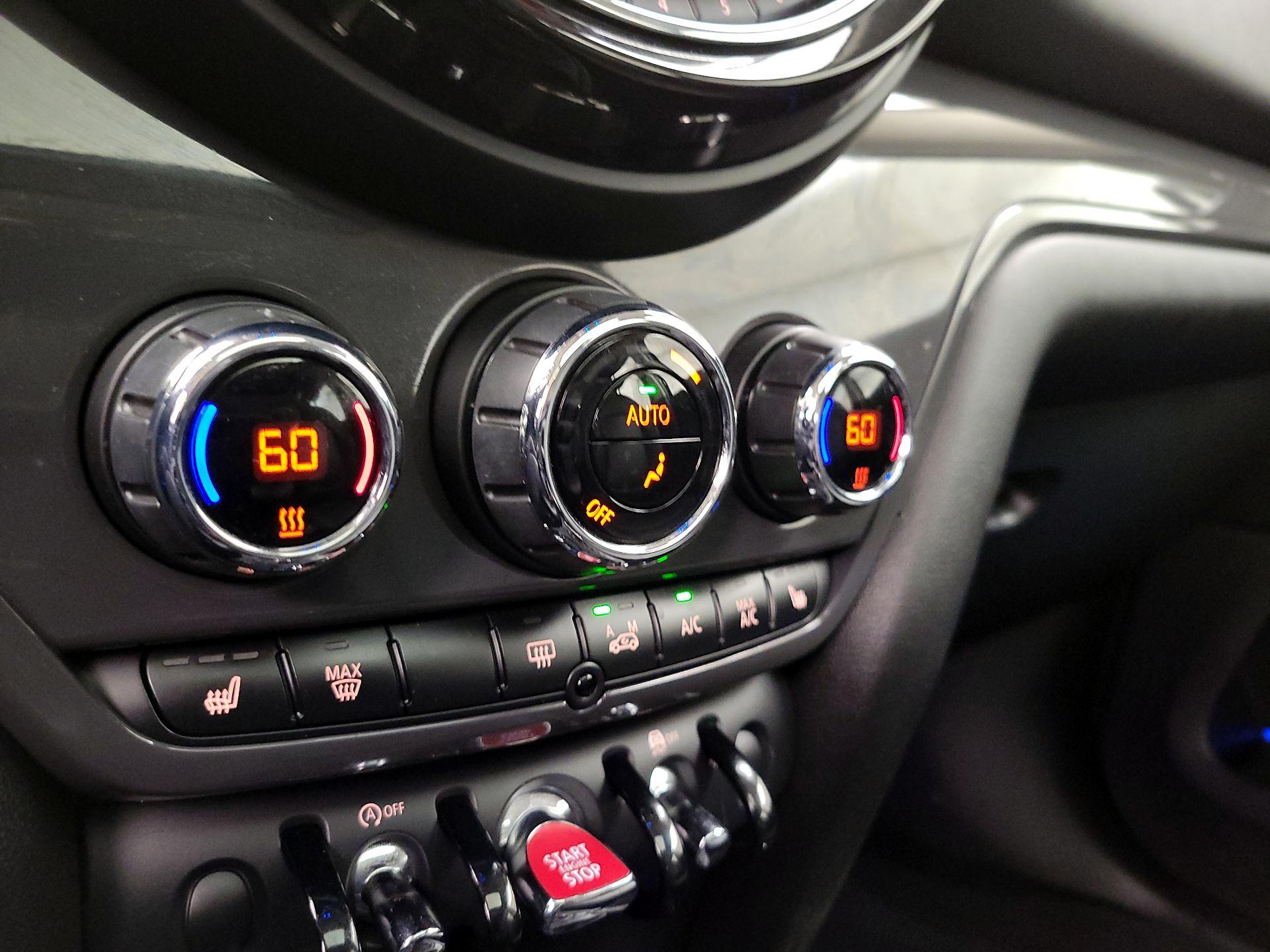 Thumbnail: 2020 MINI Cooper Countryman - 16