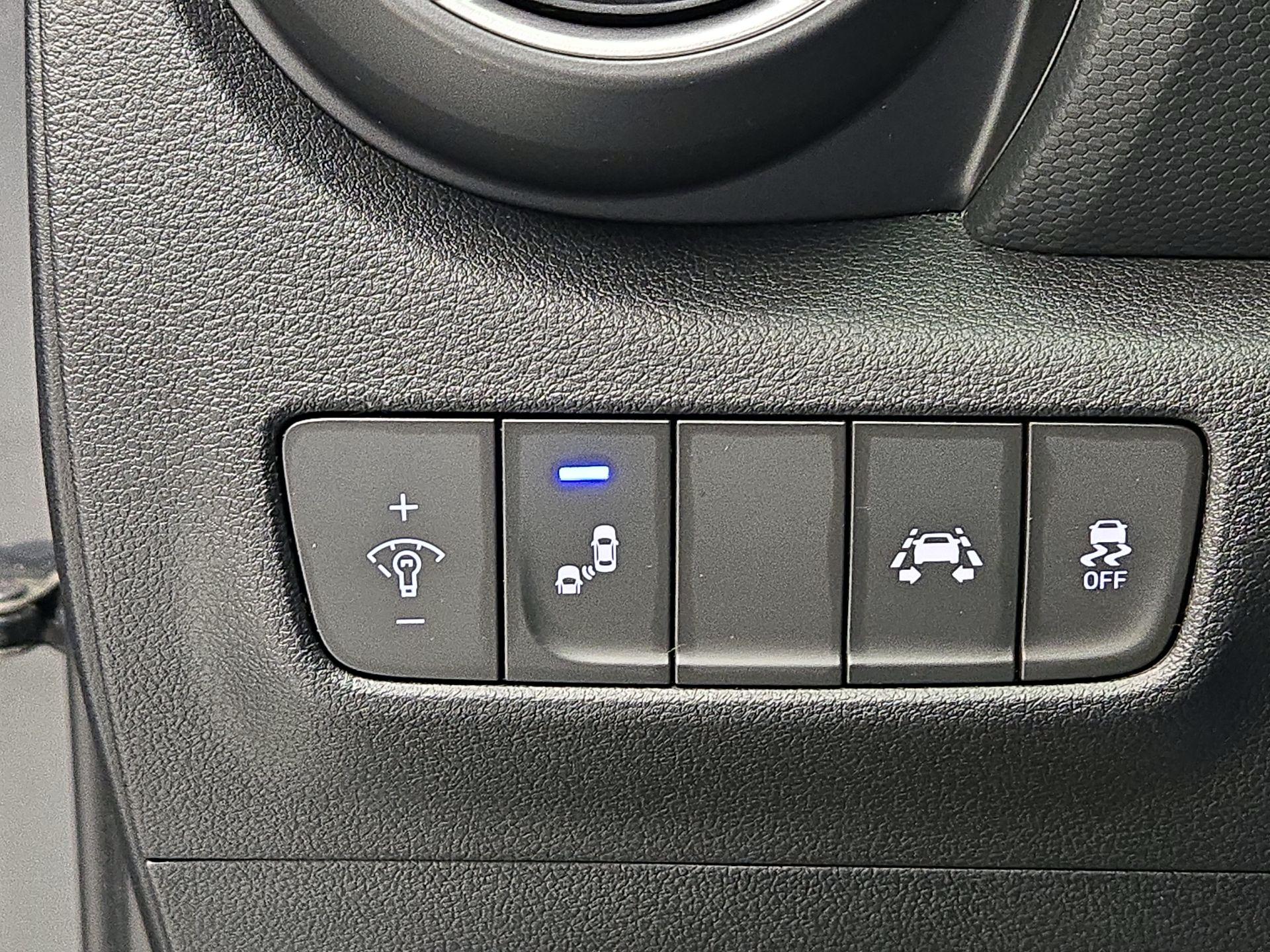 Thumbnail: 2019 Hyundai Kona - 13