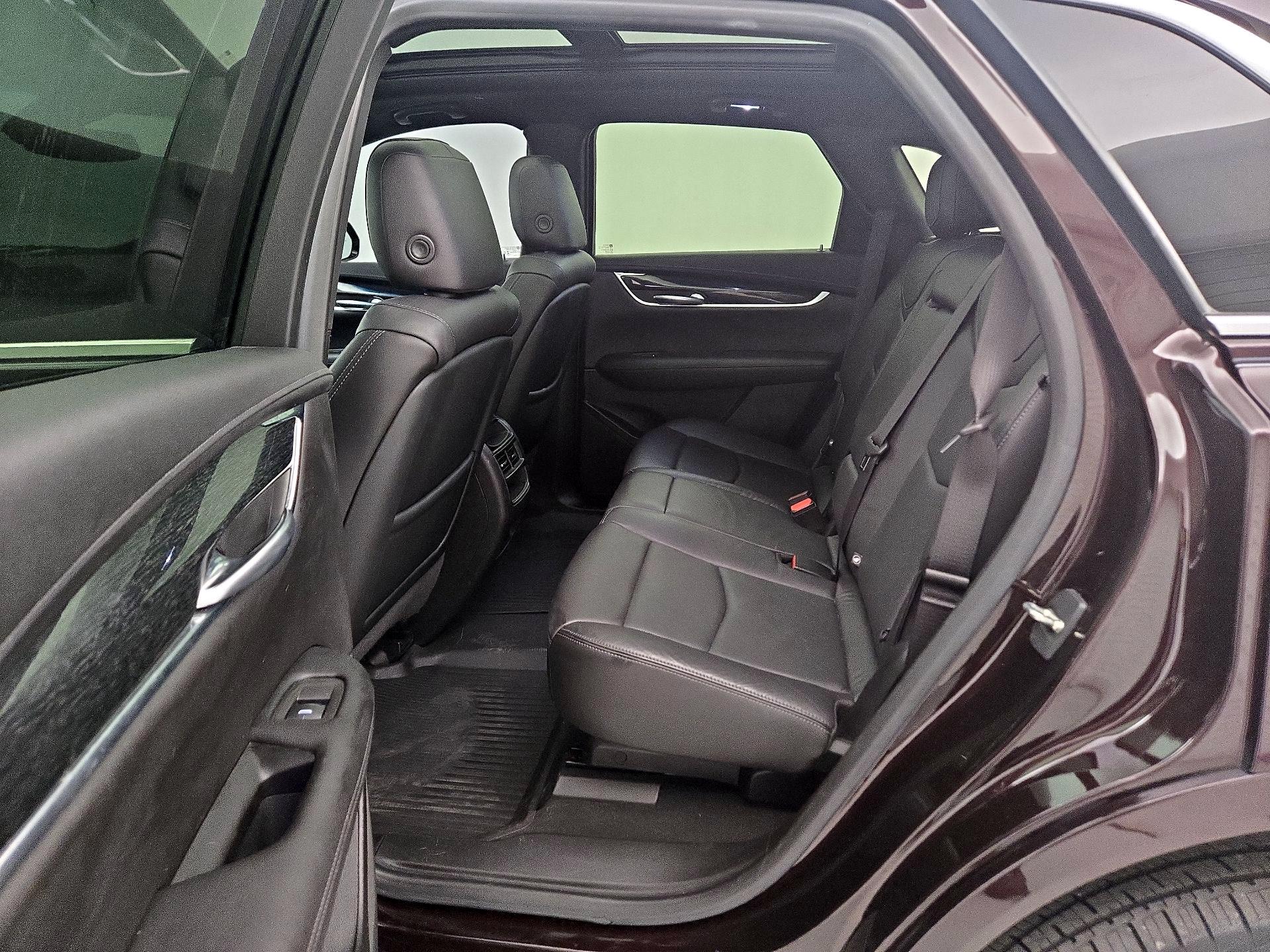 Thumbnail: 2020 Cadillac XT5 - 19