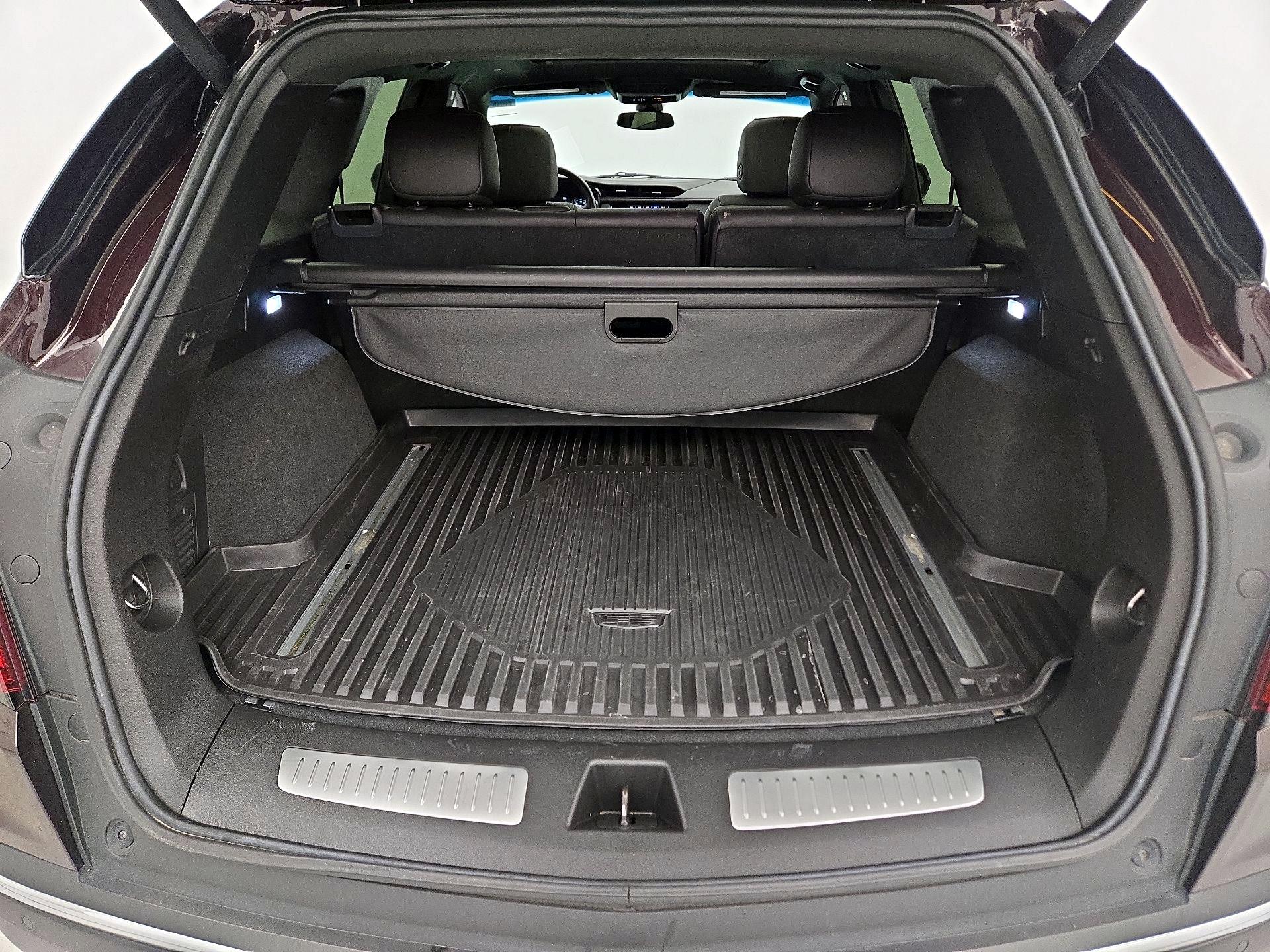 Thumbnail: 2020 Cadillac XT5 - 20