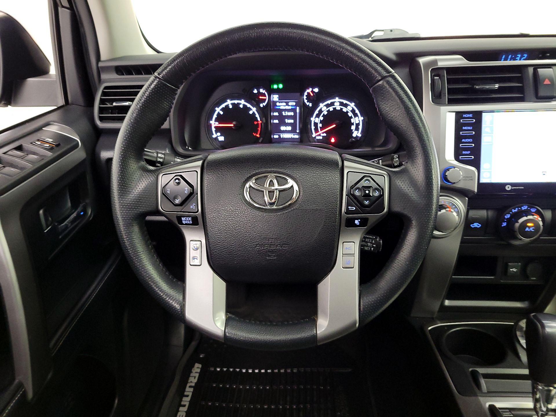 Thumbnail: 2020 Toyota 4Runner - 10