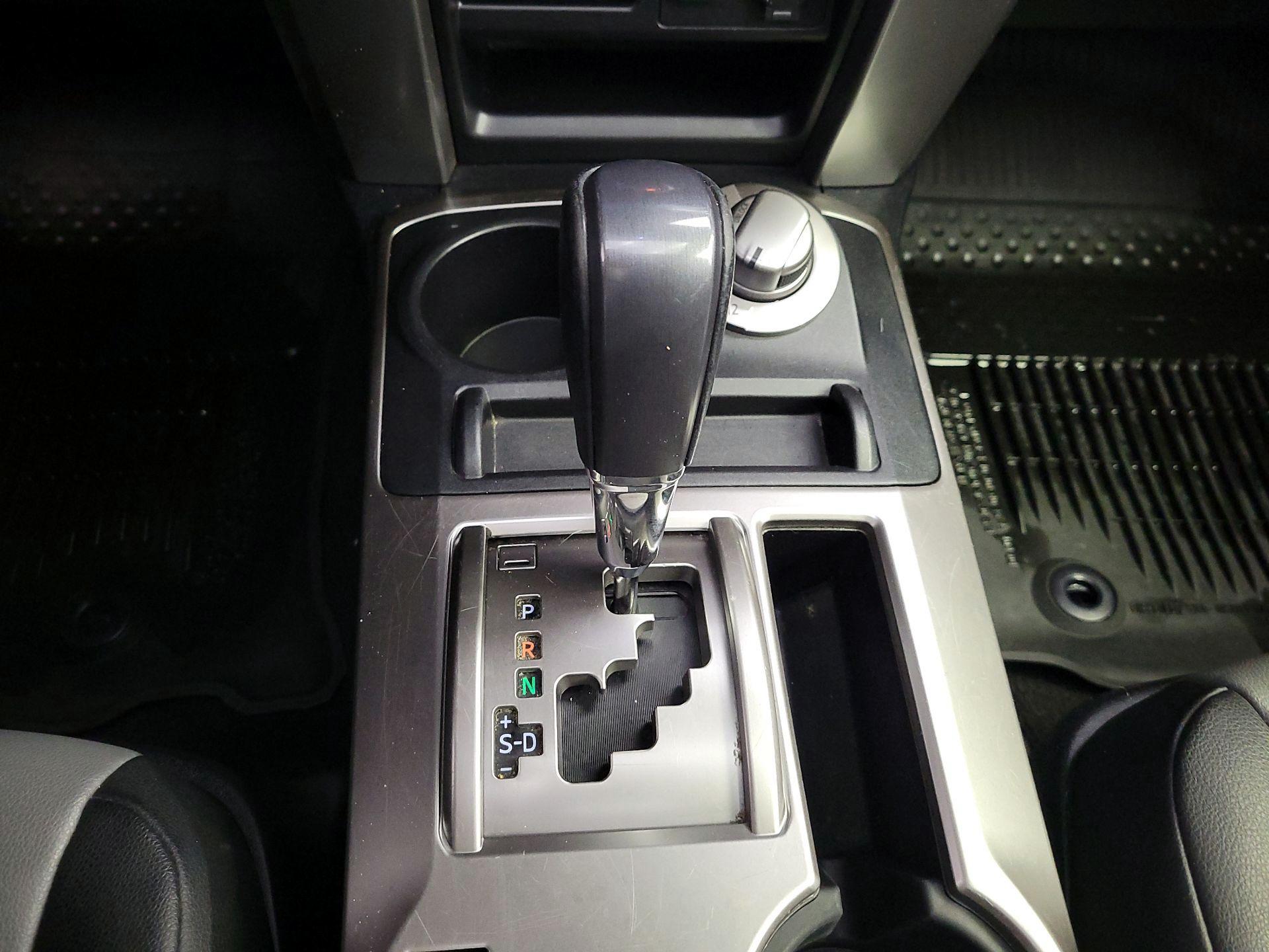 Thumbnail: 2020 Toyota 4Runner - 18