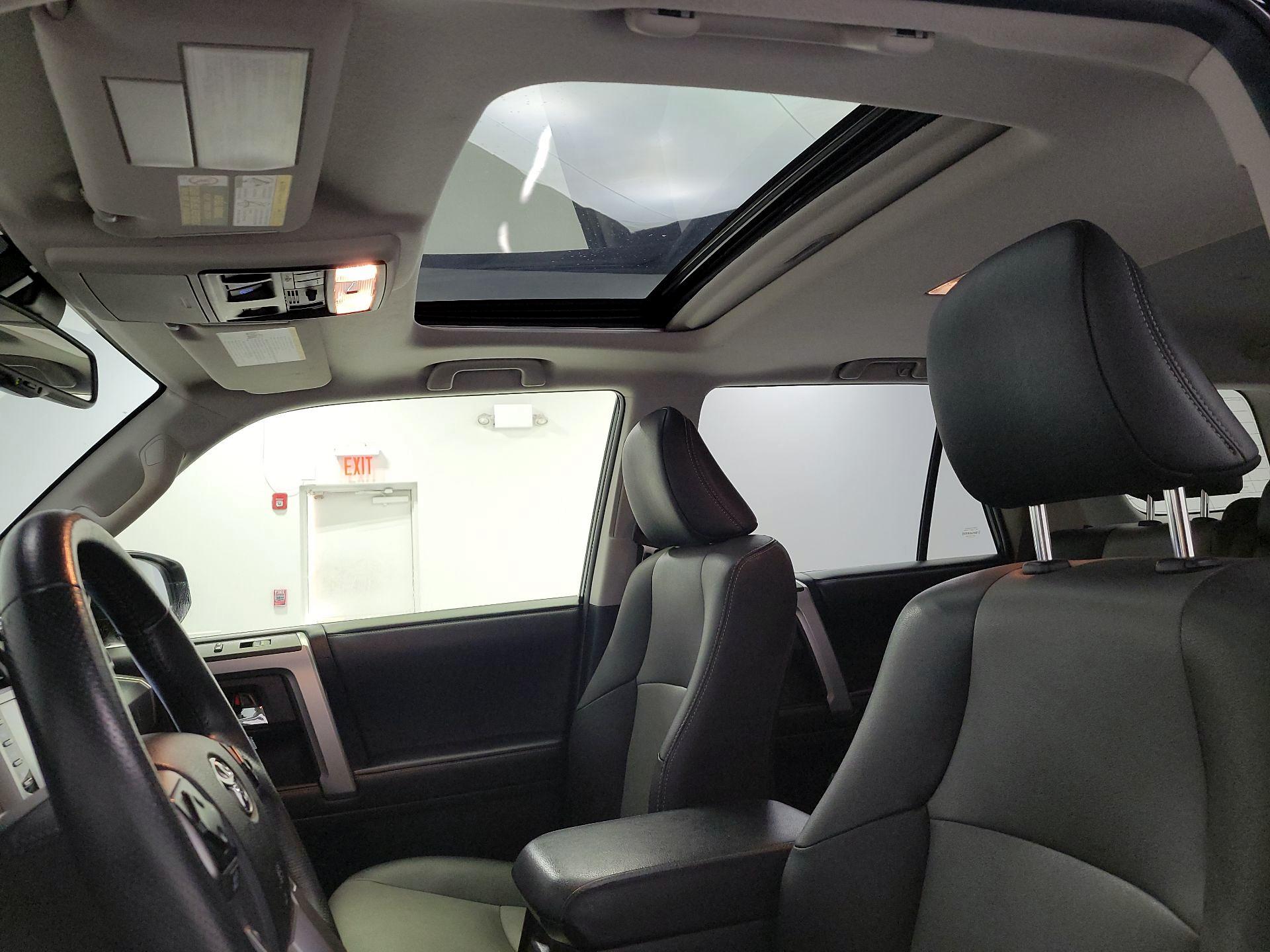 Thumbnail: 2020 Toyota 4Runner - 20