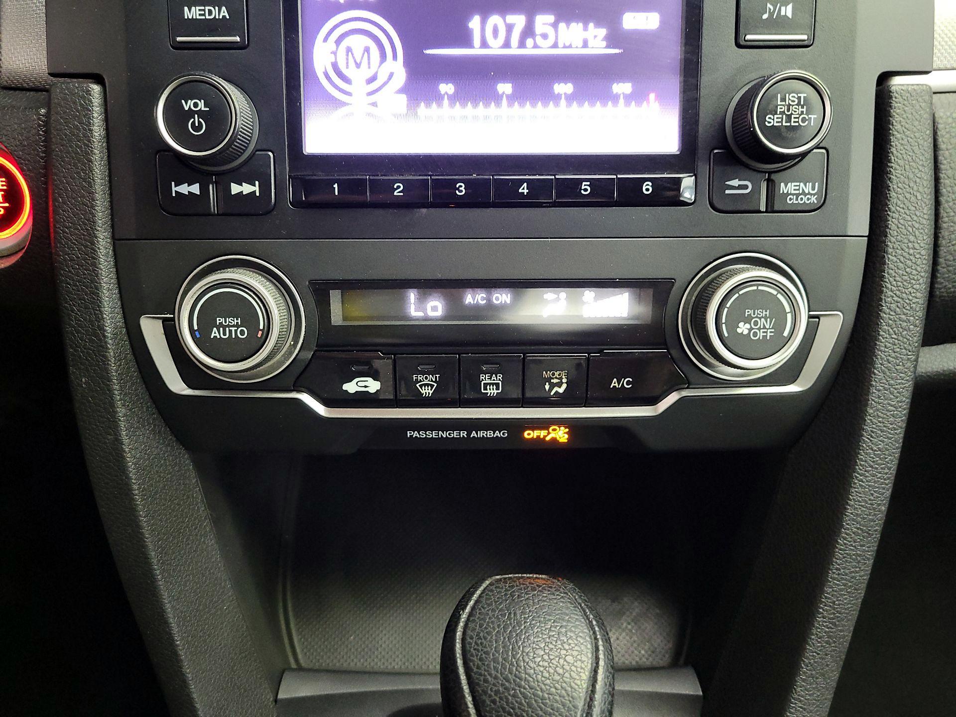 Thumbnail: 2016 Honda Civic - 16