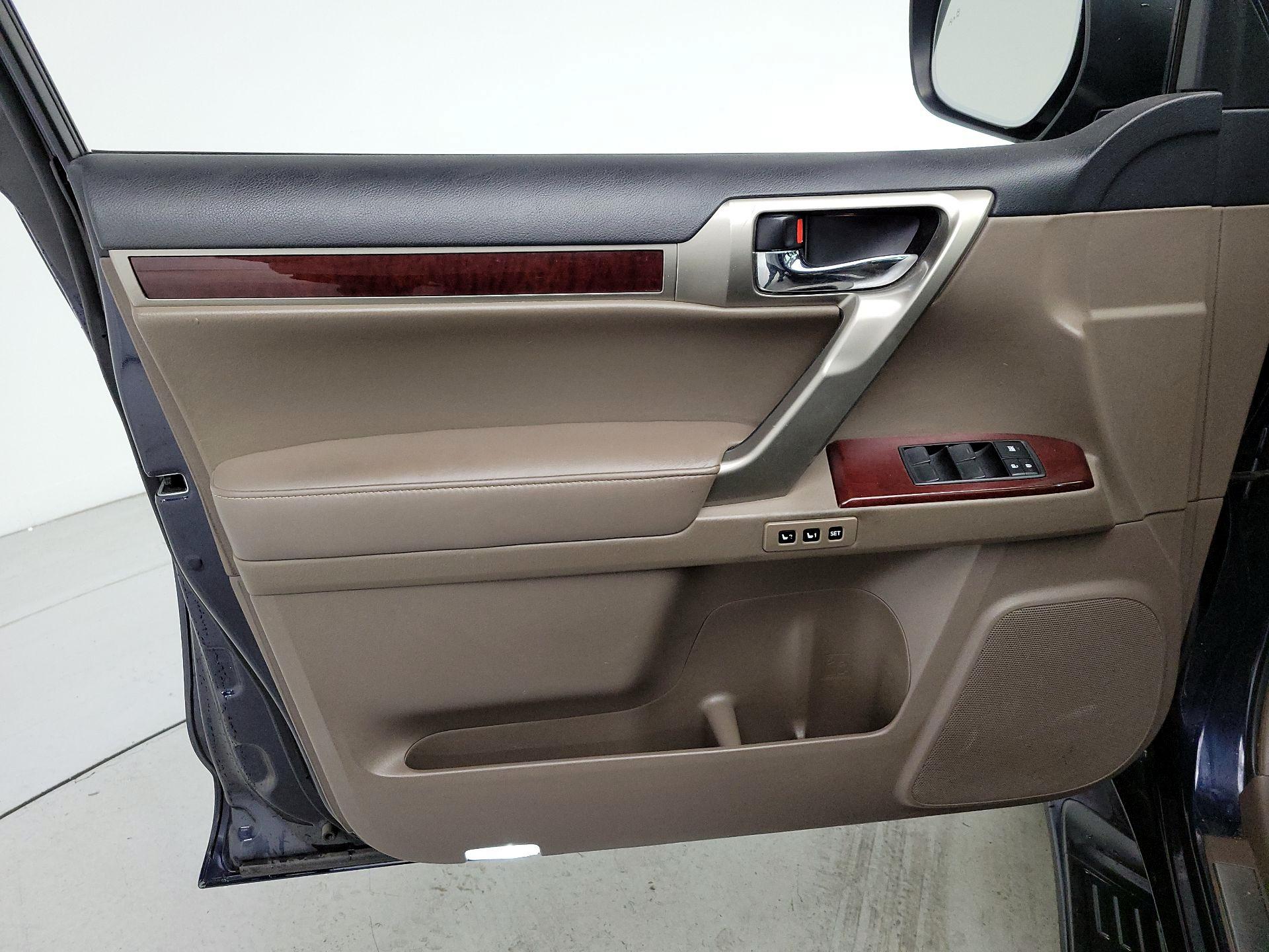 Thumbnail: 2018 Lexus GX - 12