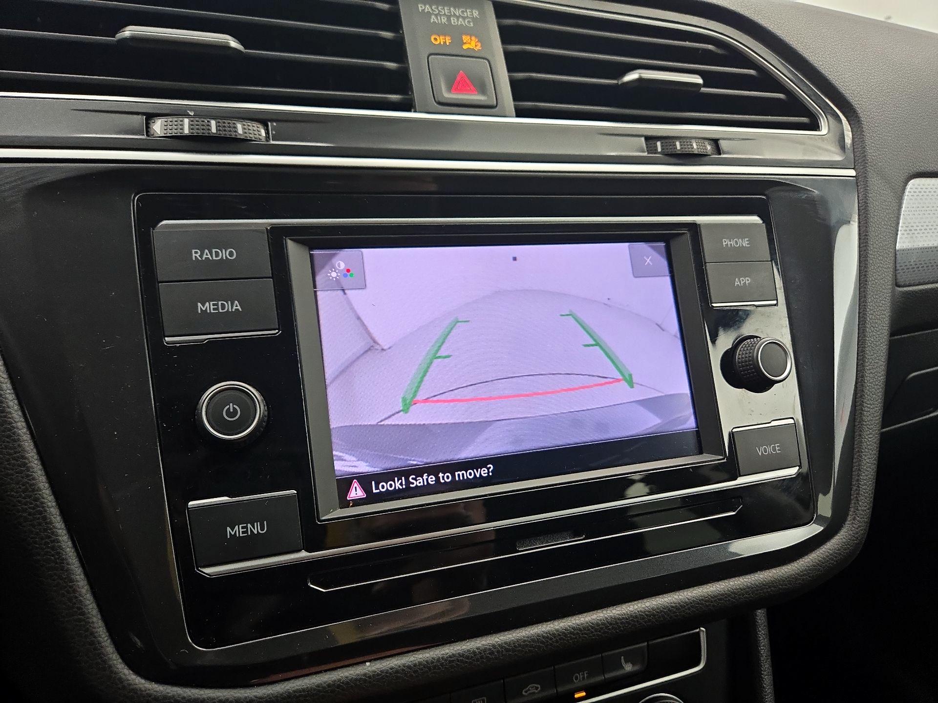 Thumbnail: 2024 Volkswagen Tiguan - 14