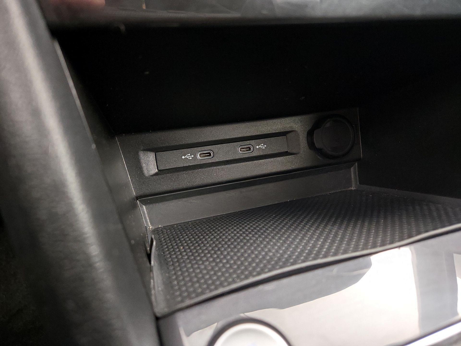 Thumbnail: 2024 Volkswagen Tiguan - 18