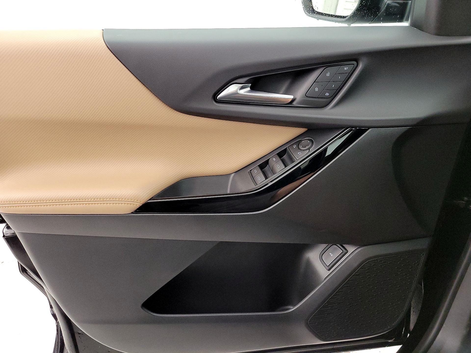 Thumbnail: 2026 Chevrolet Equinox - 12