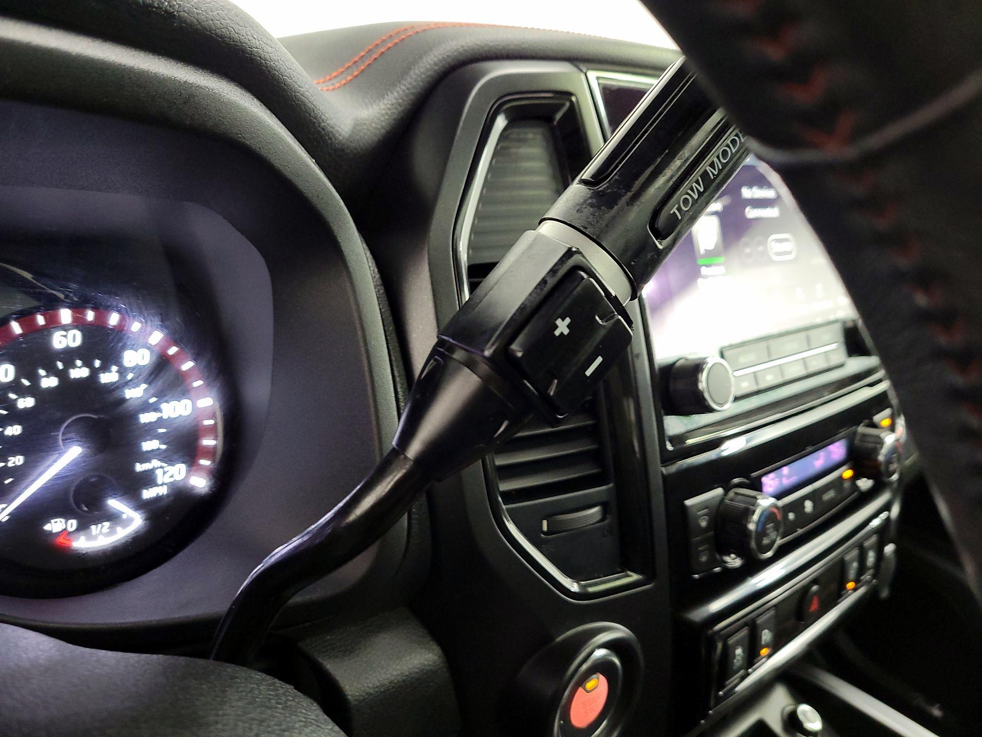 Thumbnail: 2021 Nissan Titan - 18