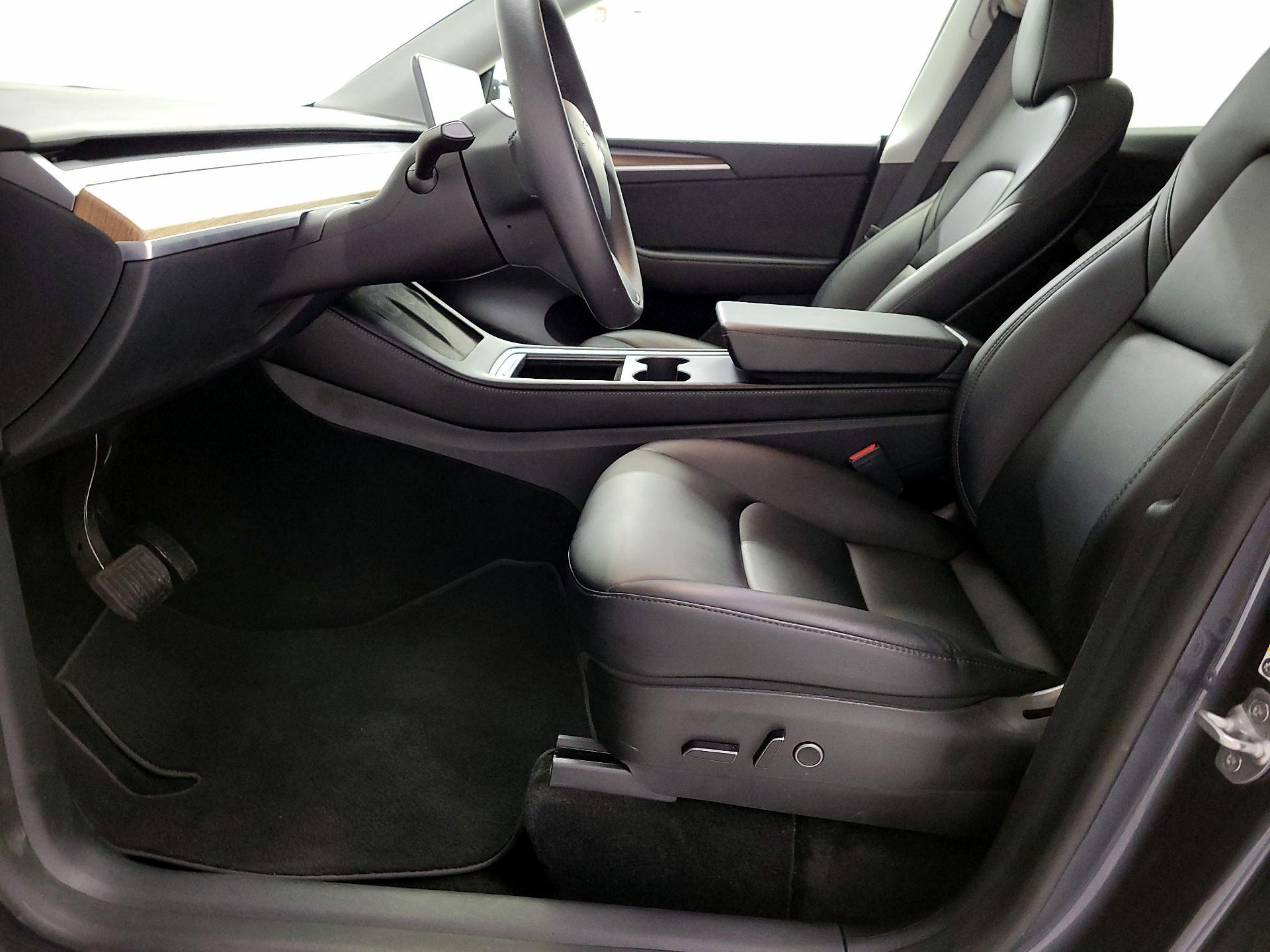 Thumbnail: 2023 Tesla Model Y - 11