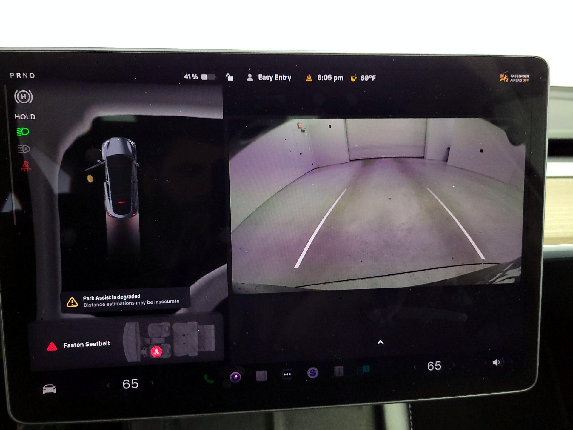 Thumbnail: 2023 Tesla Model Y - 14