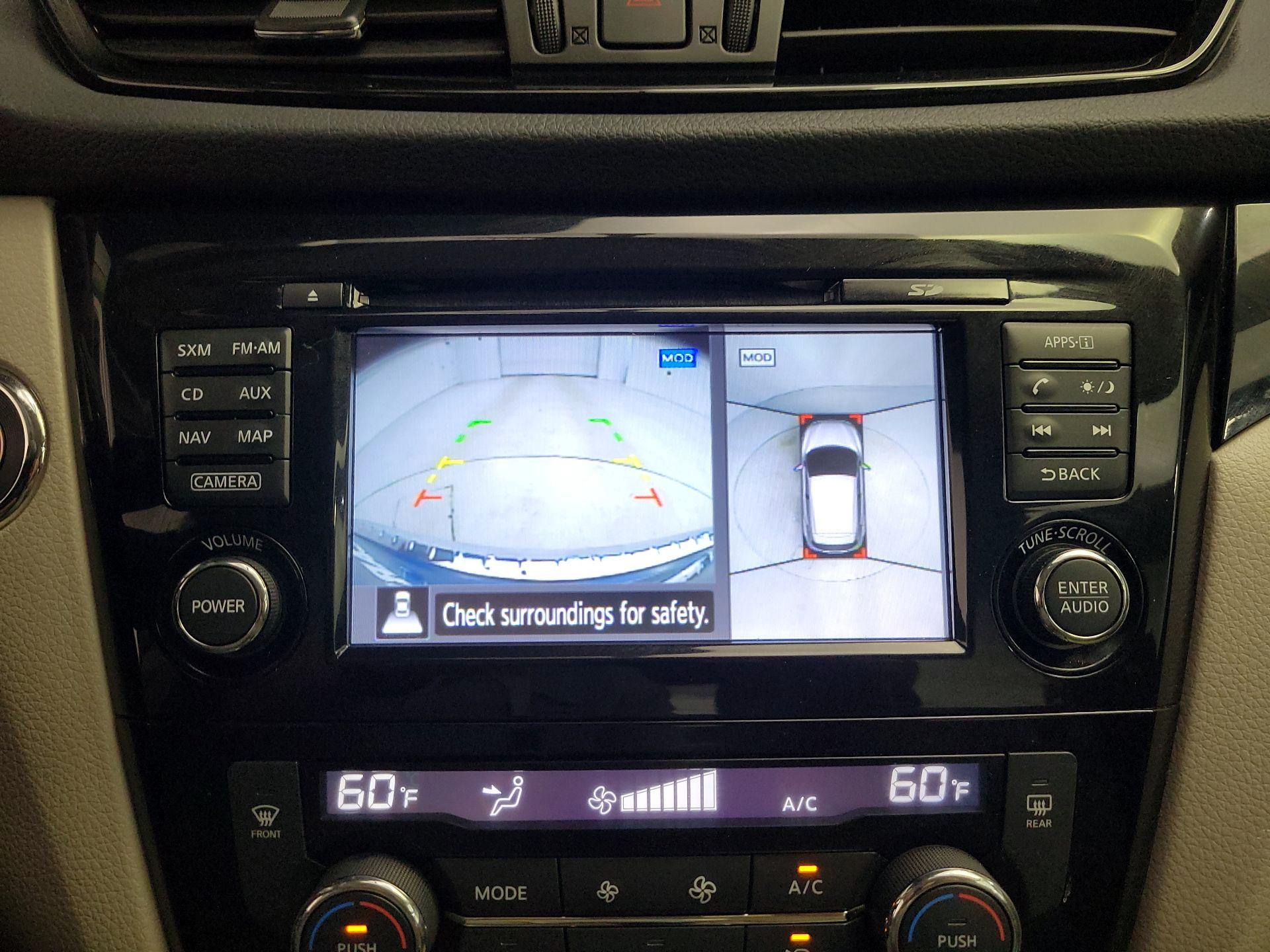 Thumbnail: 2018 Nissan Rogue Sport - 15