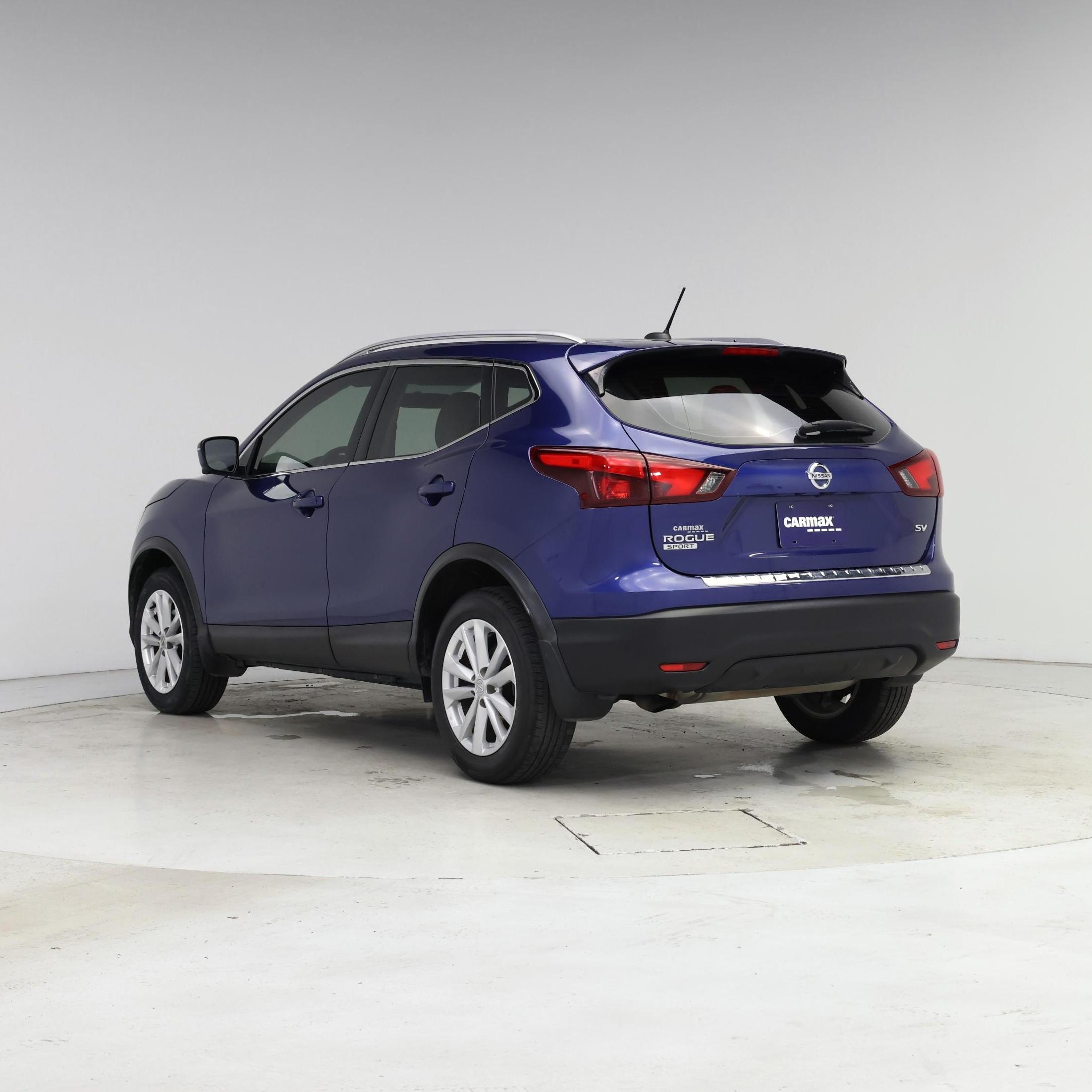 Thumbnail: 2018 Nissan Rogue Sport - 2