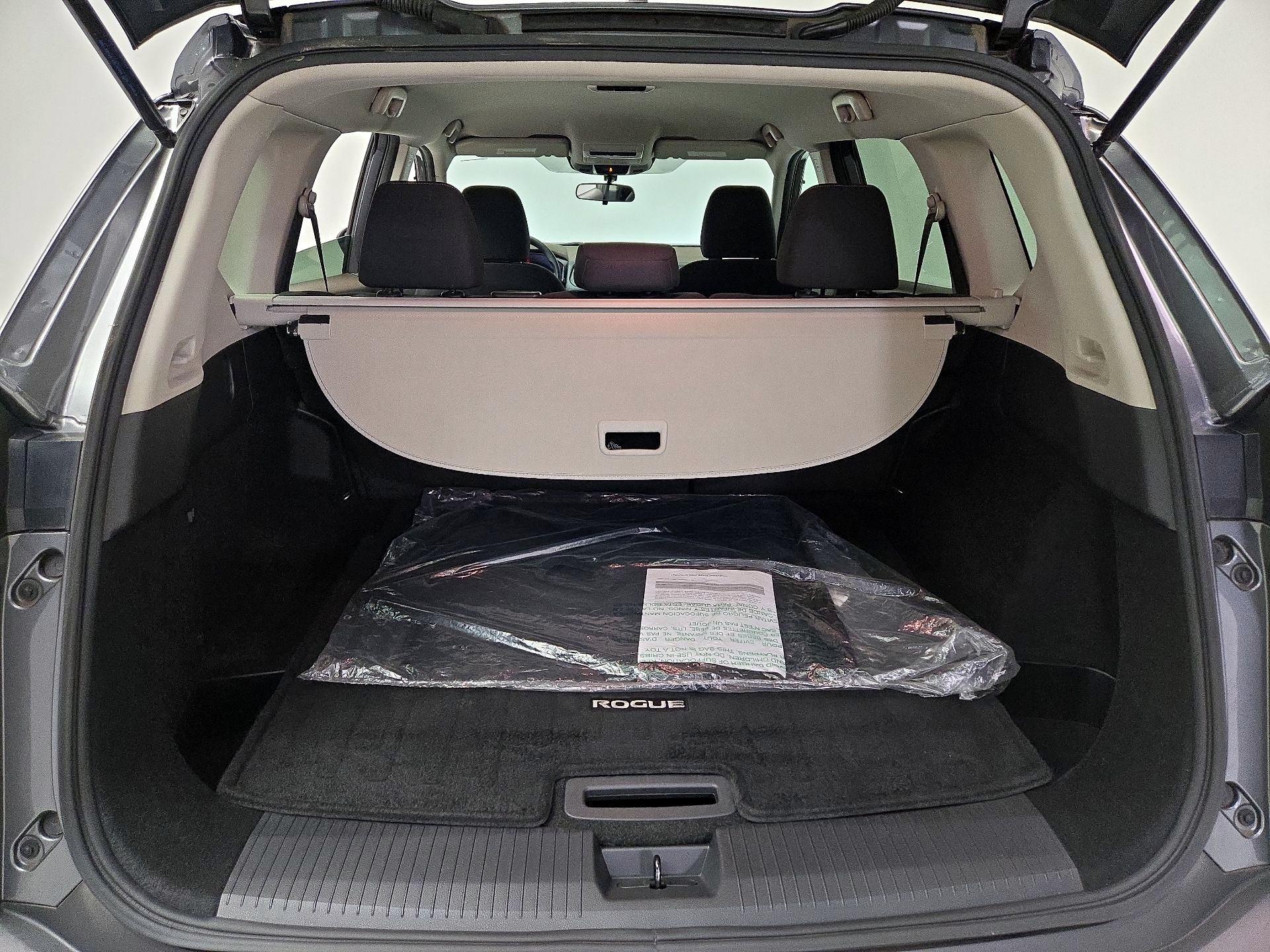 Thumbnail: 2023 Nissan Rogue - 20