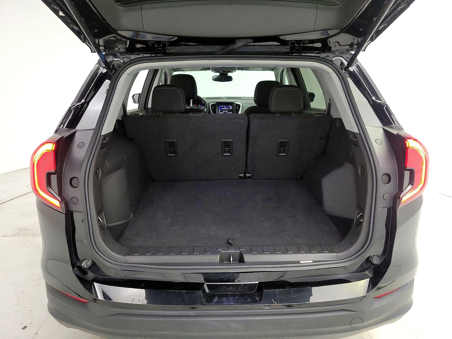 Thumbnail: 2024 GMC Terrain - 20