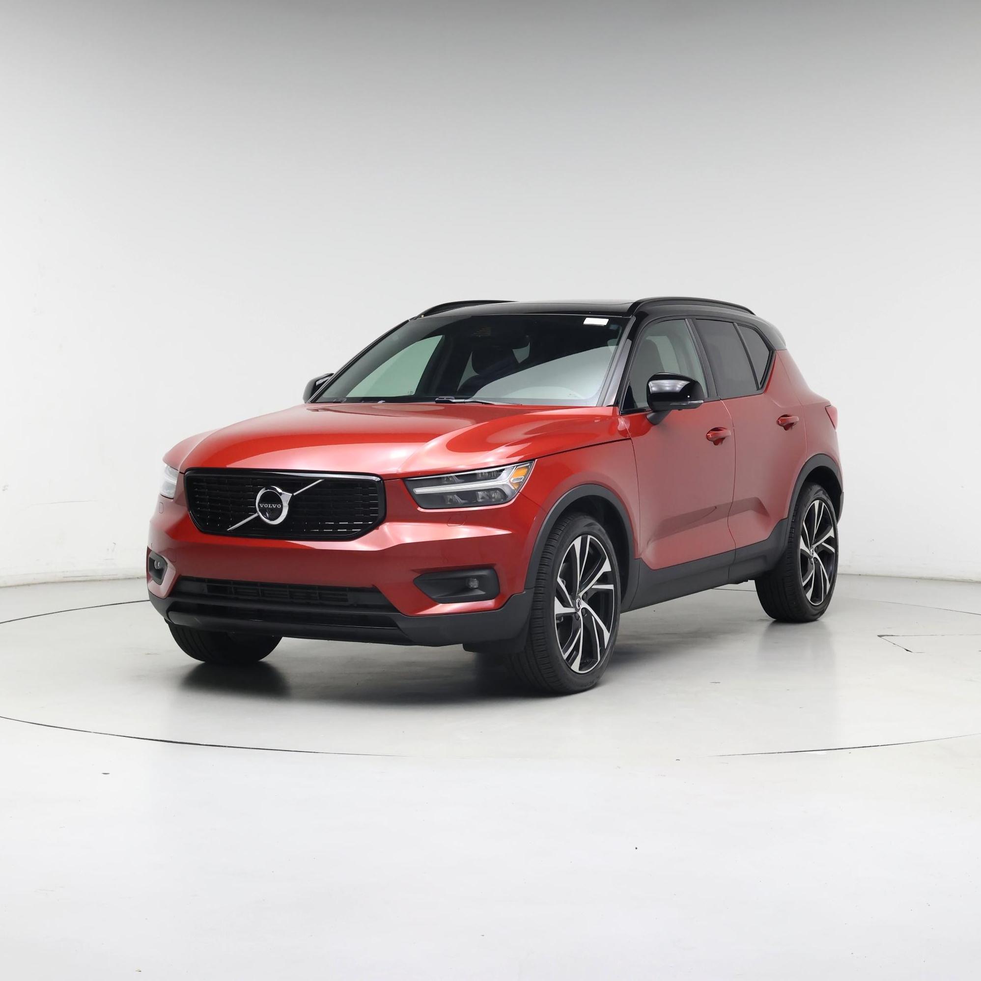 Thumbnail: 2021 Volvo XC40 - 4