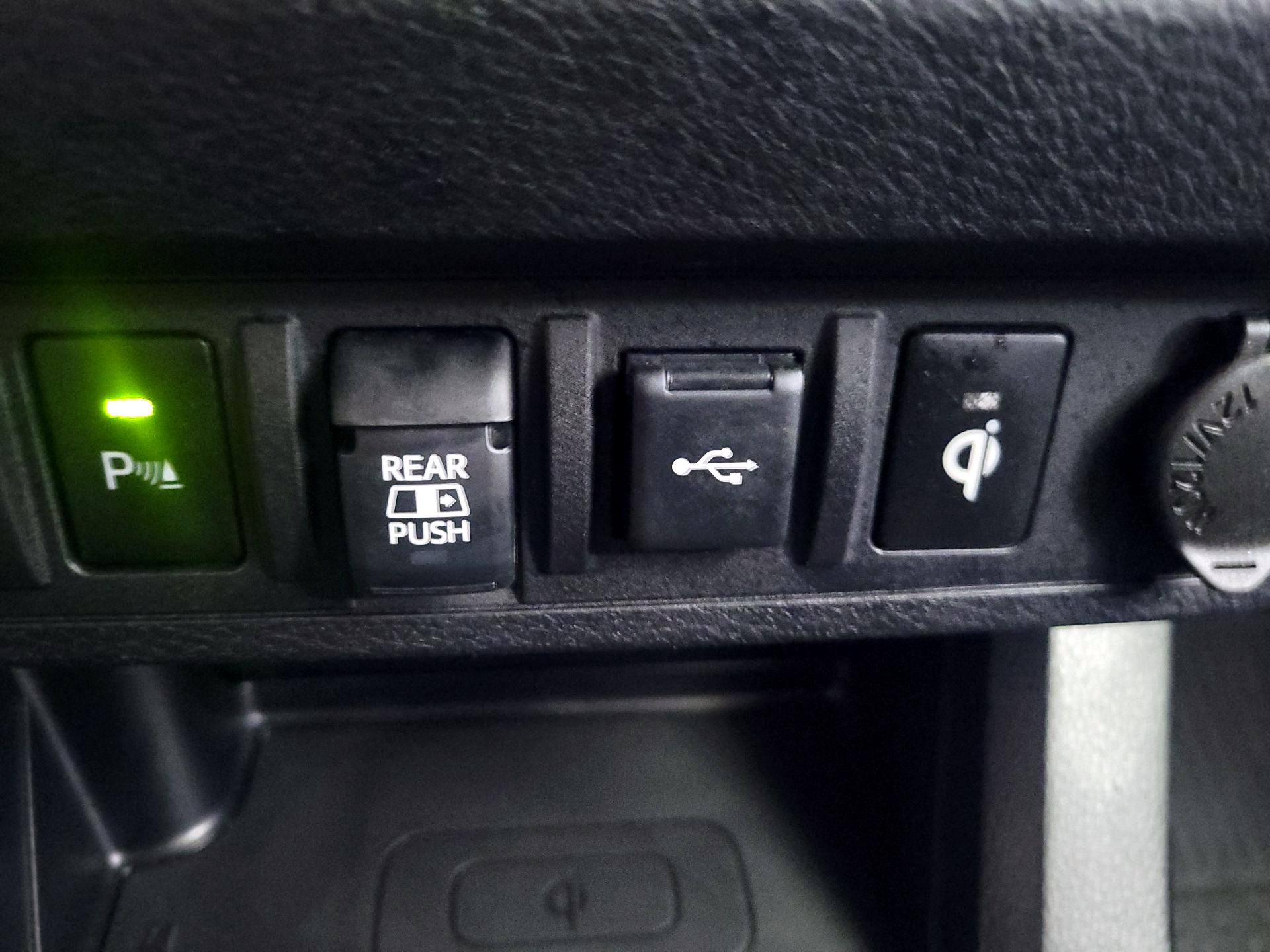 Thumbnail: 2020 Toyota Tacoma - 18