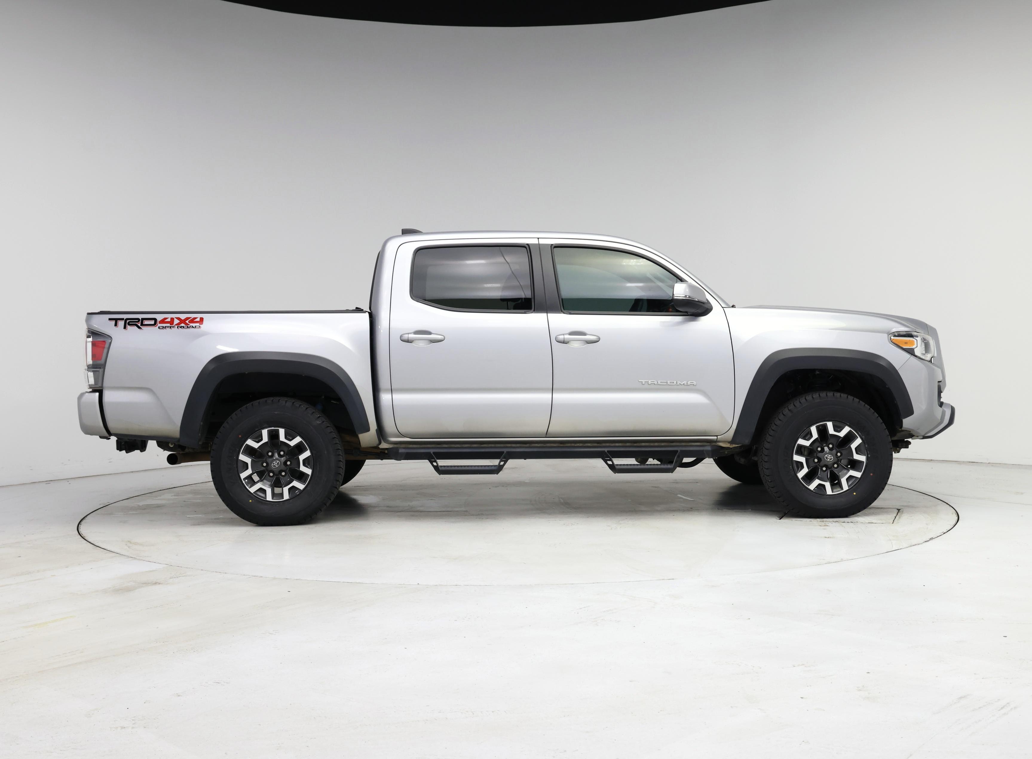Thumbnail: 2020 Toyota Tacoma - 7