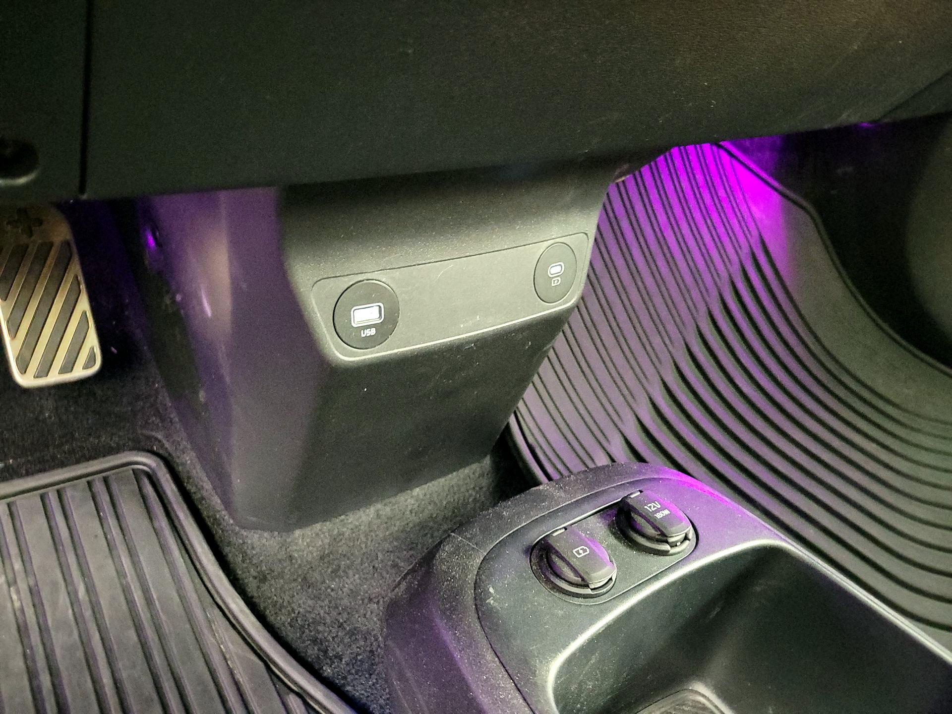 Thumbnail: 2023 Kia EV6 - 19