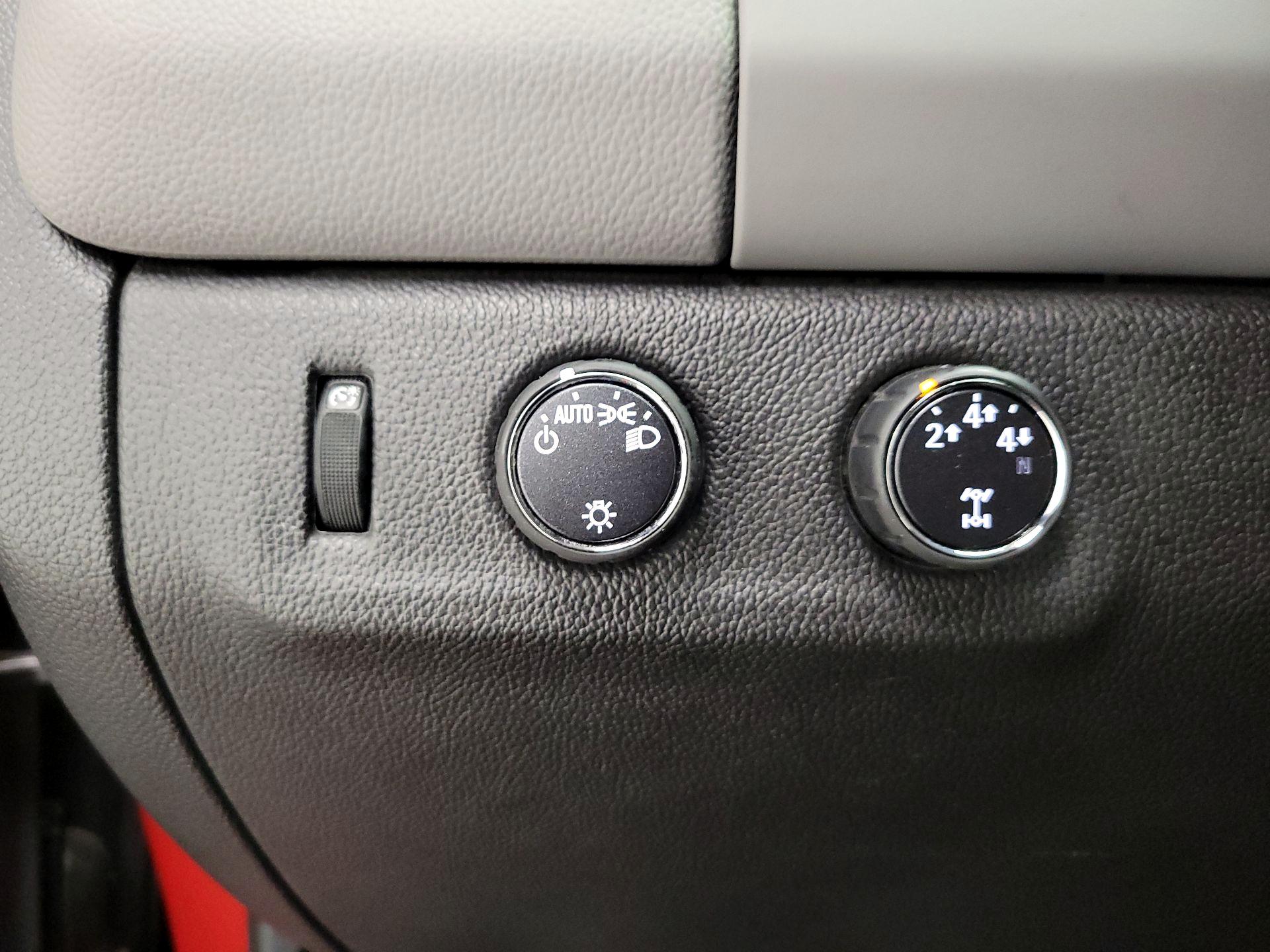 Thumbnail: 2016 Chevrolet Colorado - 13