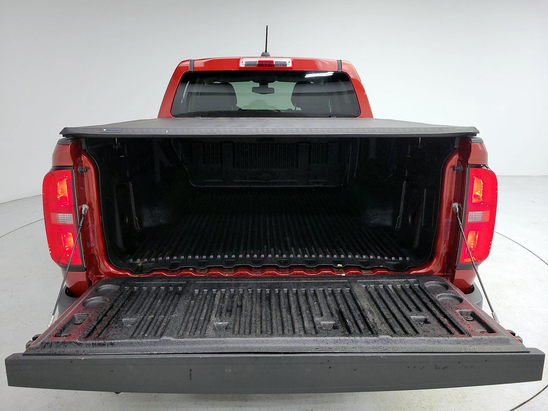 Thumbnail: 2016 Chevrolet Colorado - 20