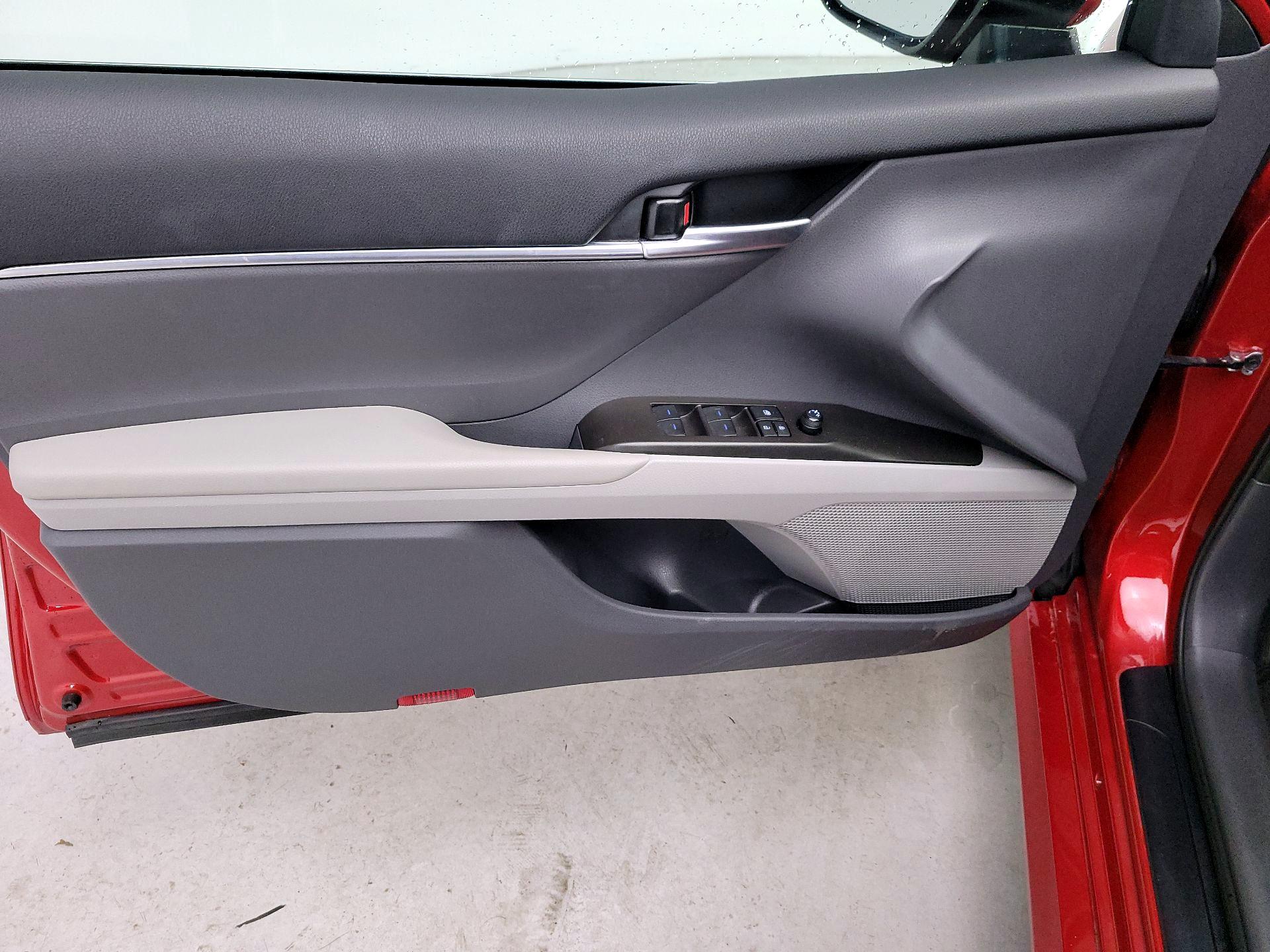 Thumbnail: 2024 Toyota Camry - 12