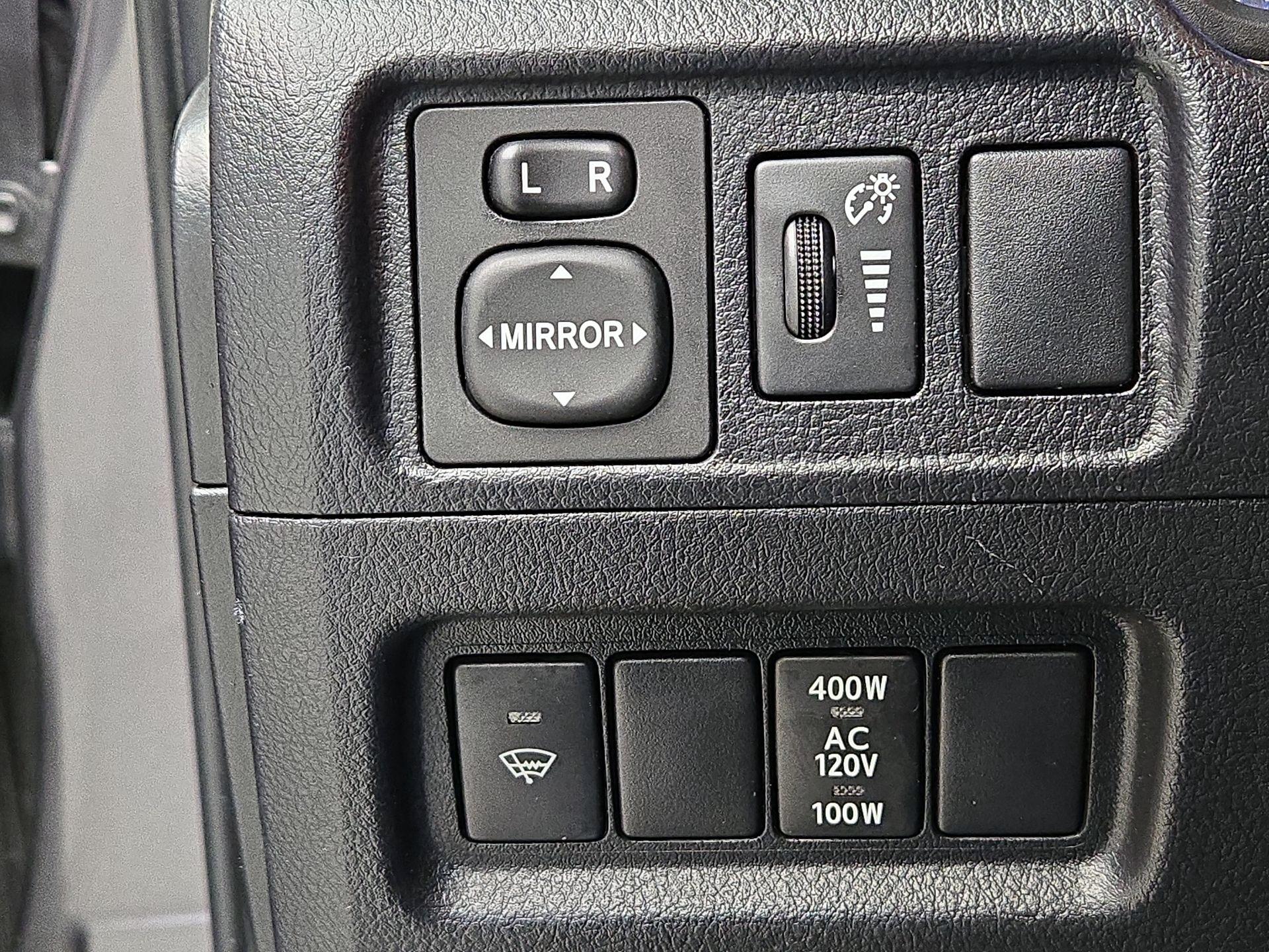 Thumbnail: 2019 Toyota 4Runner - 13