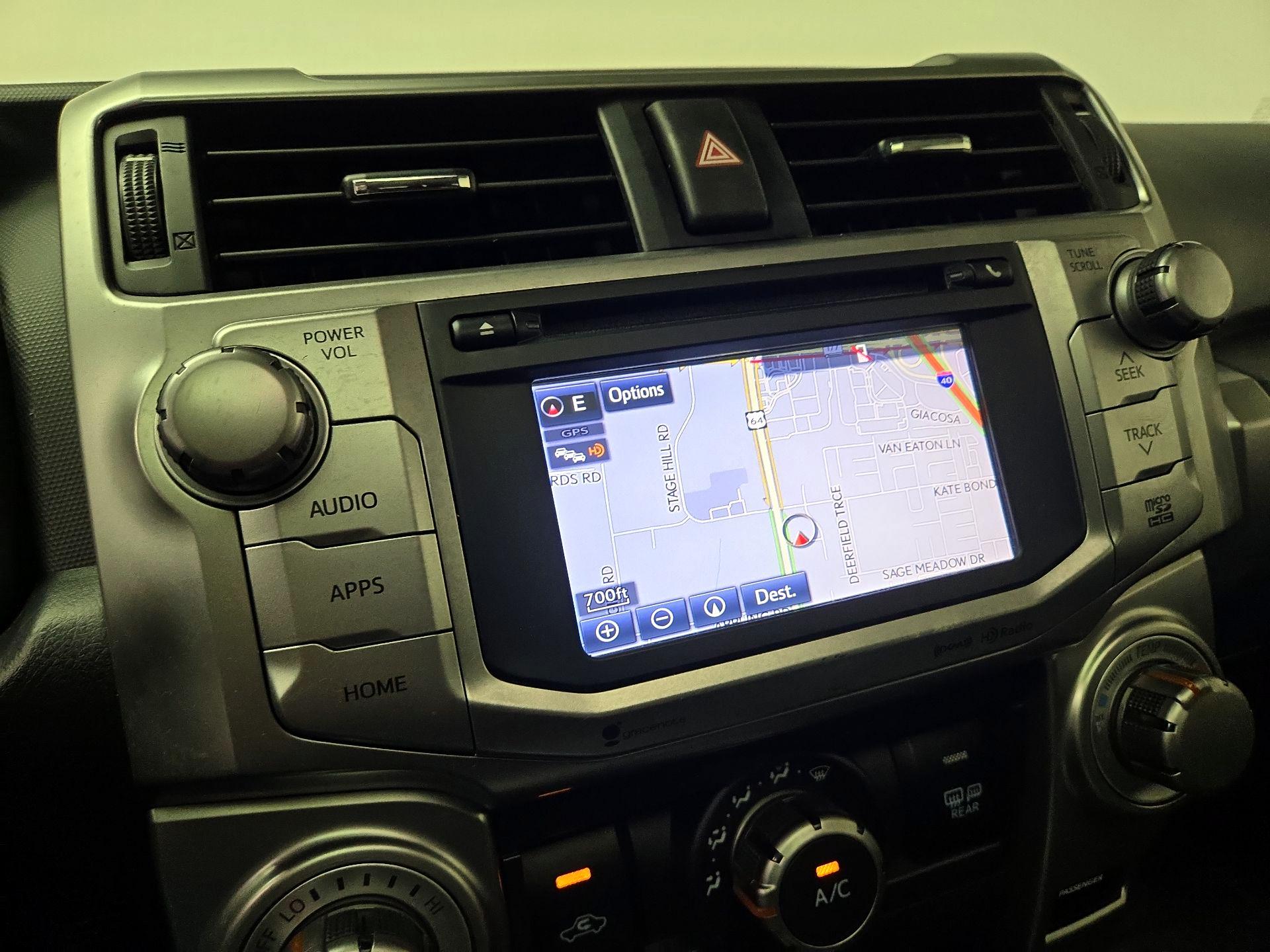 Thumbnail: 2019 Toyota 4Runner - 14