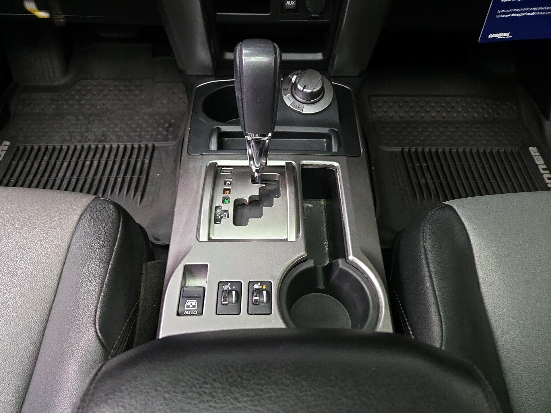 Thumbnail: 2019 Toyota 4Runner - 18