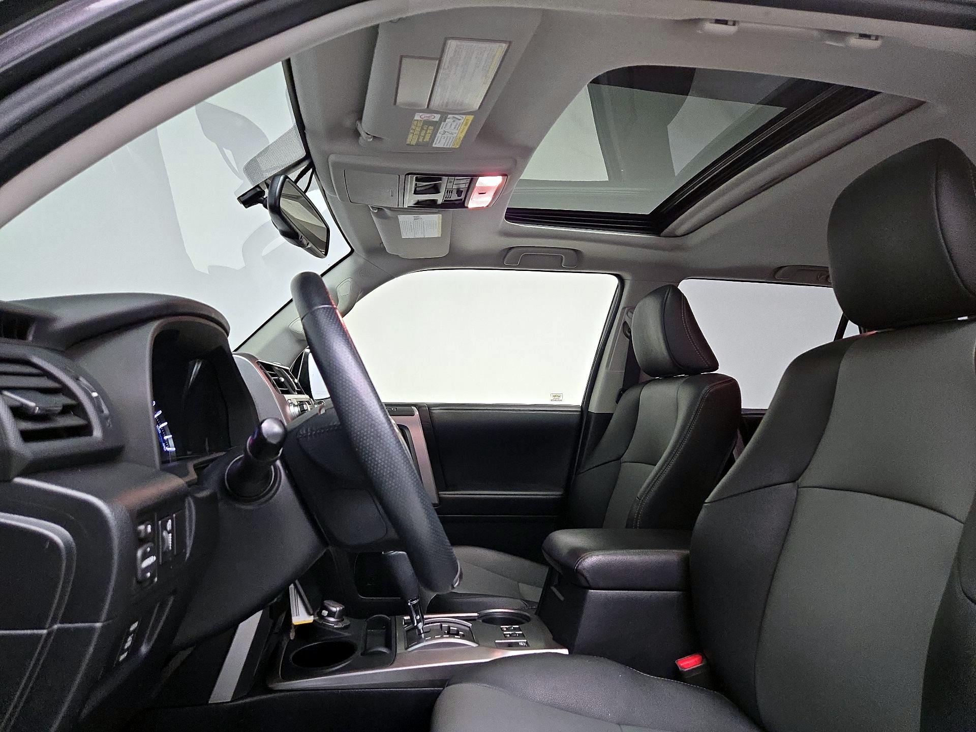 Thumbnail: 2019 Toyota 4Runner - 20