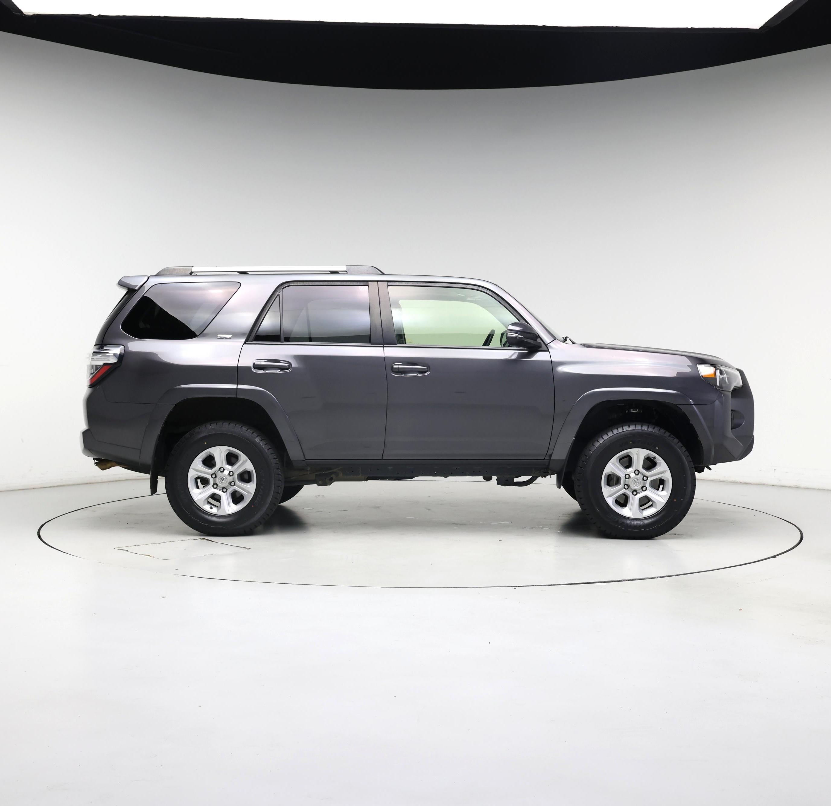 Thumbnail: 2019 Toyota 4Runner - 7